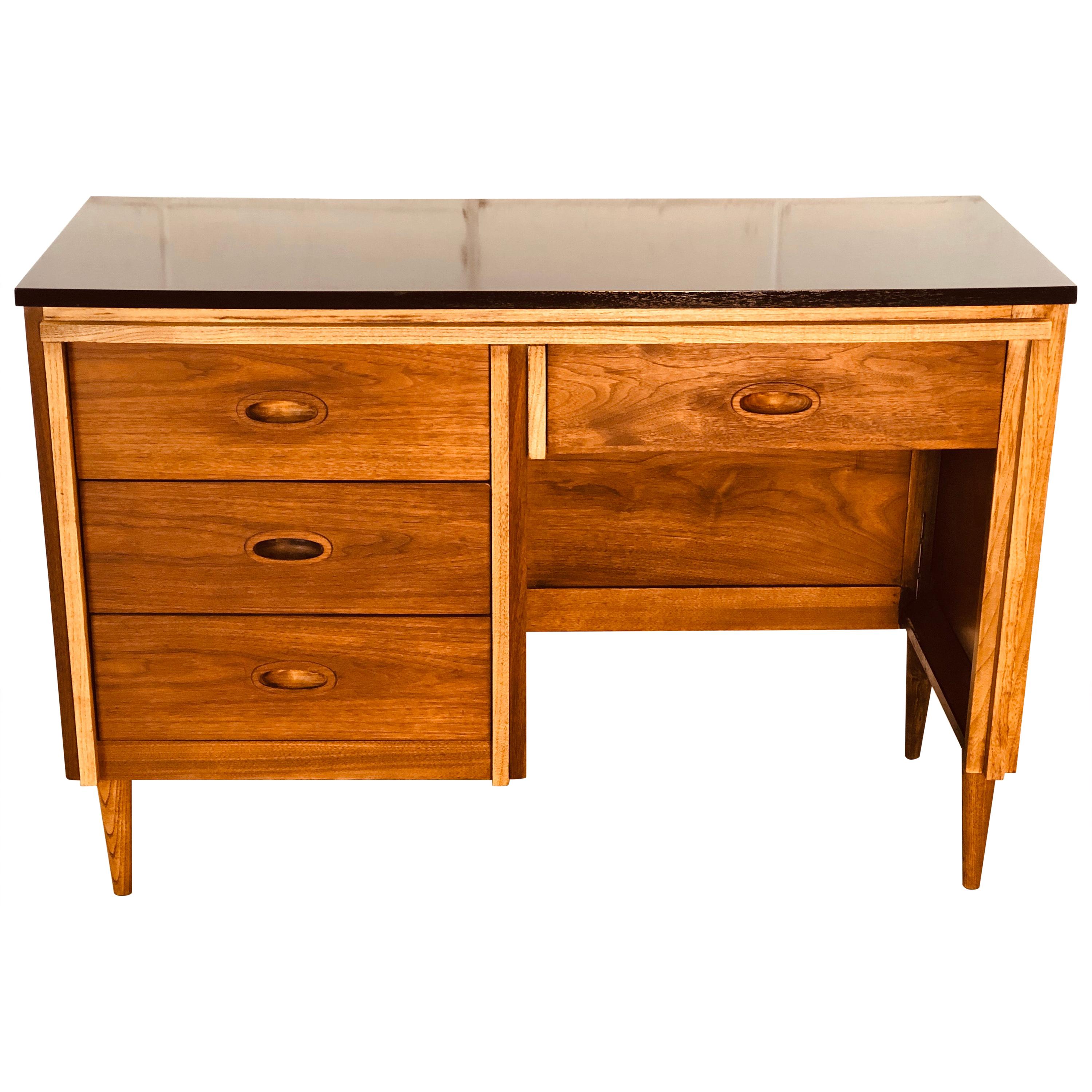 1960s Walnut Single Stand Desk by Dixie Furniture Co. For Sale
