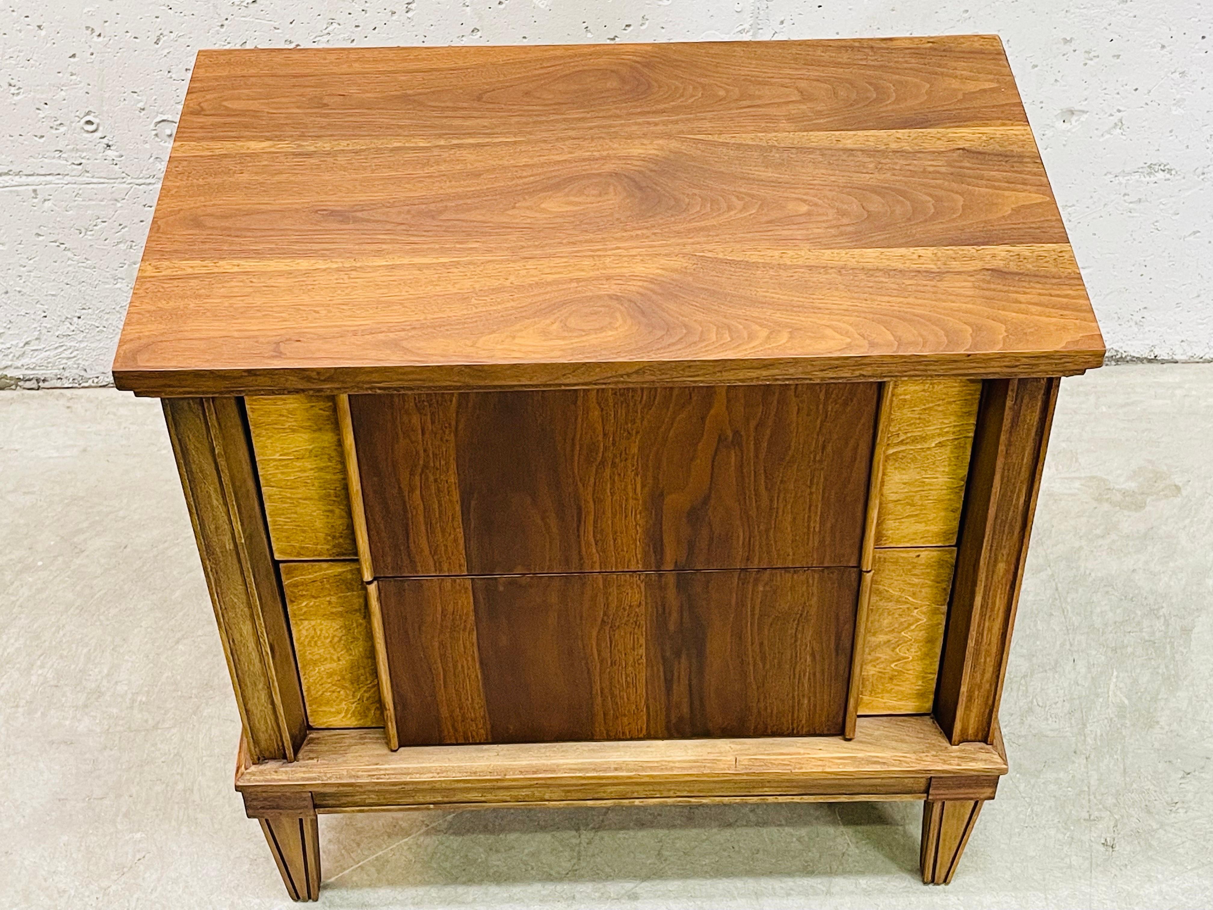 1960s Walnut Two Drawer Nightstand In Good Condition For Sale In Amherst, NH