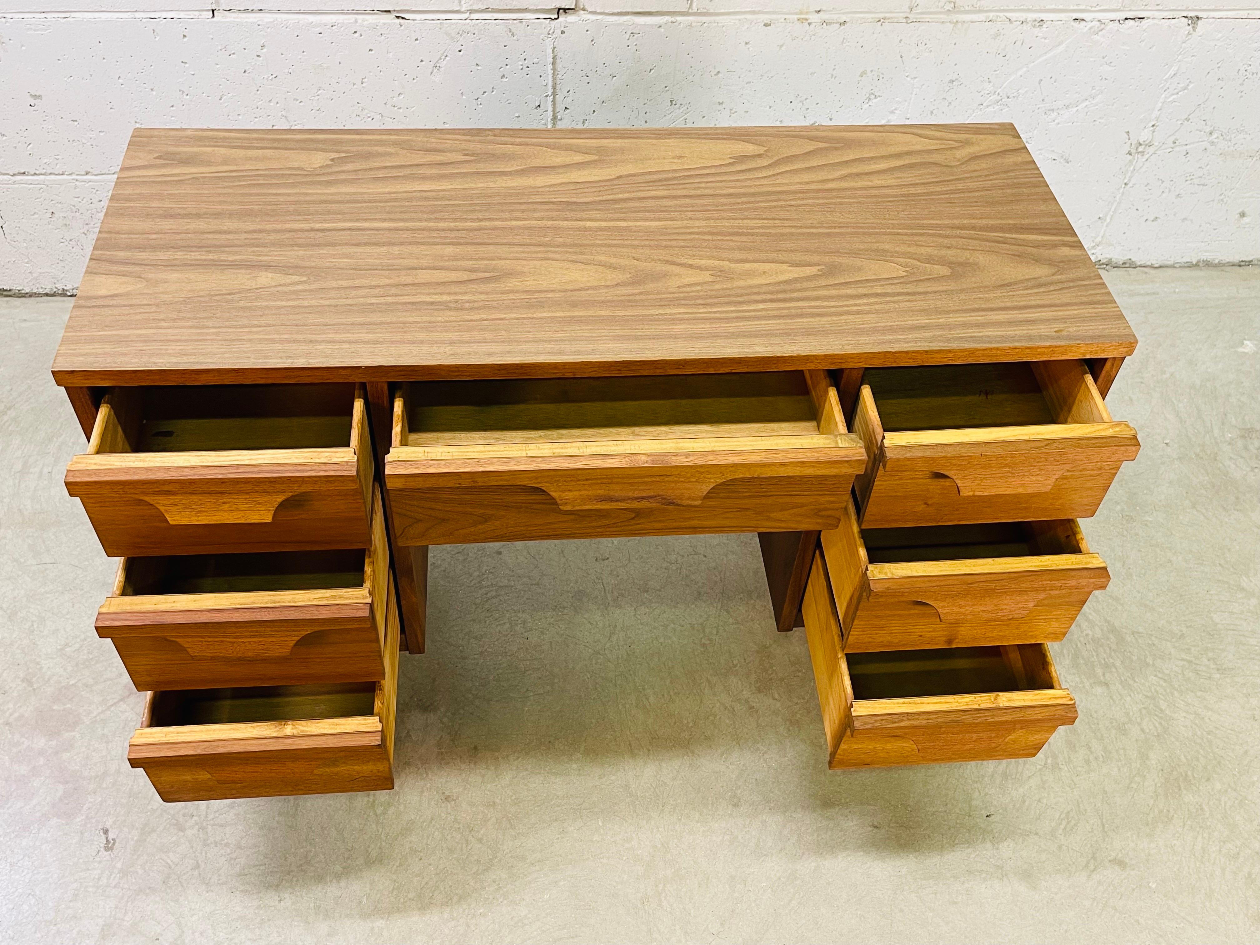 Laminate 1960s Walnut Wood Desk For Sale