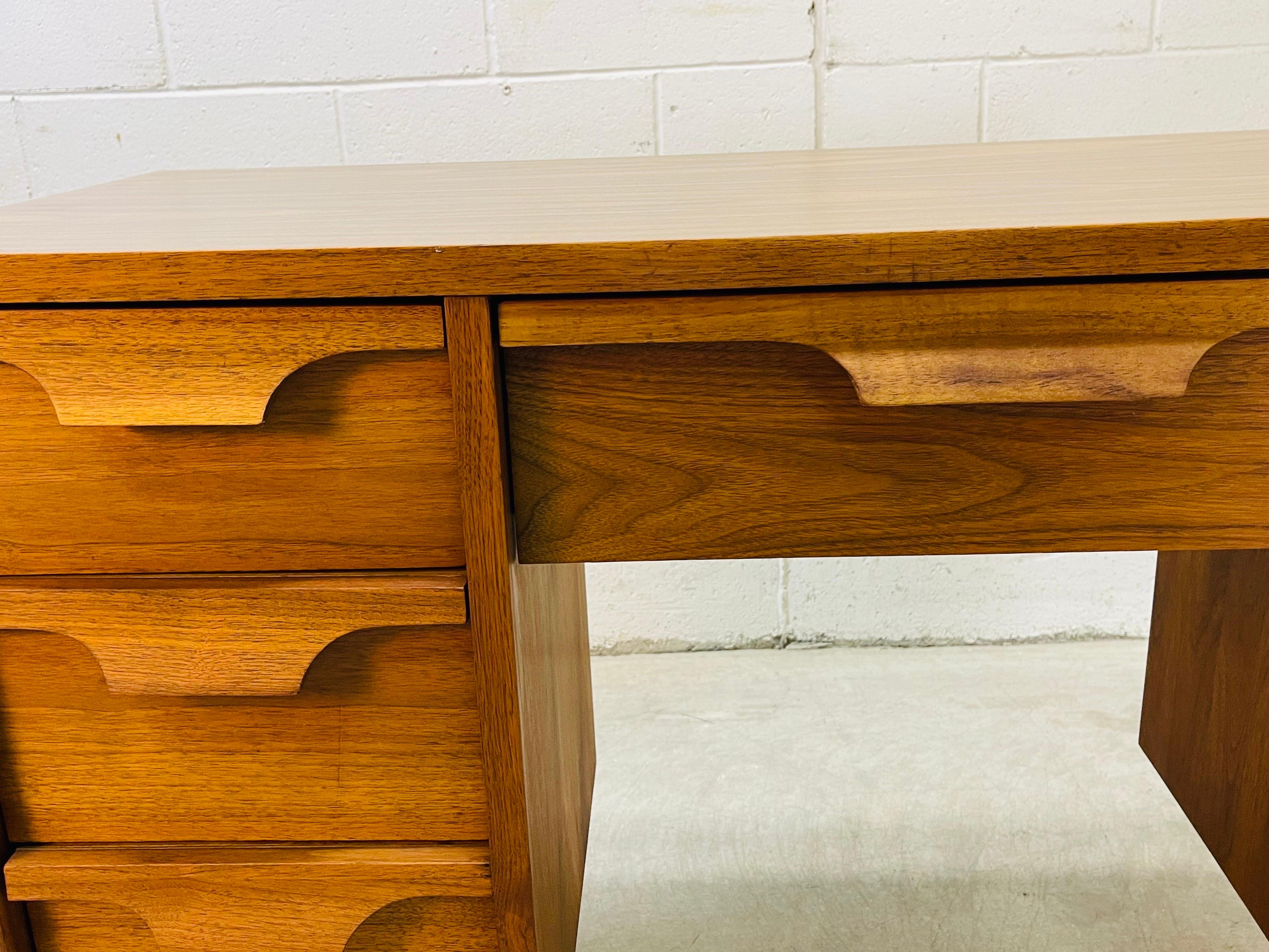 1960s Walnut Wood Desk For Sale 2