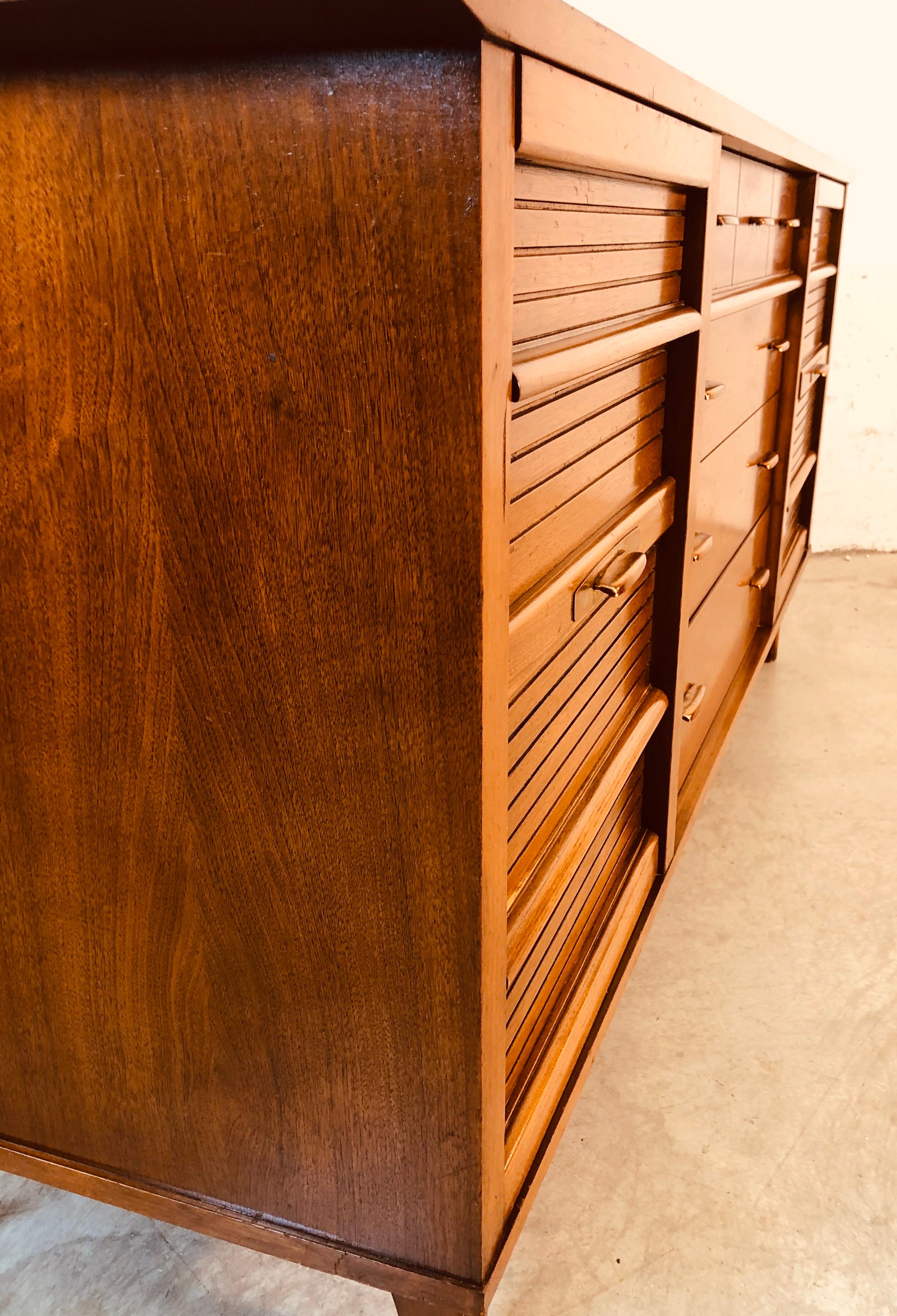 1960s Walnut Wood Low Dresser by Dixie Furniture 2
