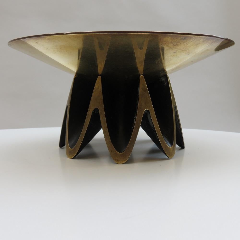 Fatto a mano 1960 Walter Bosse Herta Baller Portacandele in ottone e ghisa Vienna Austria in vendita