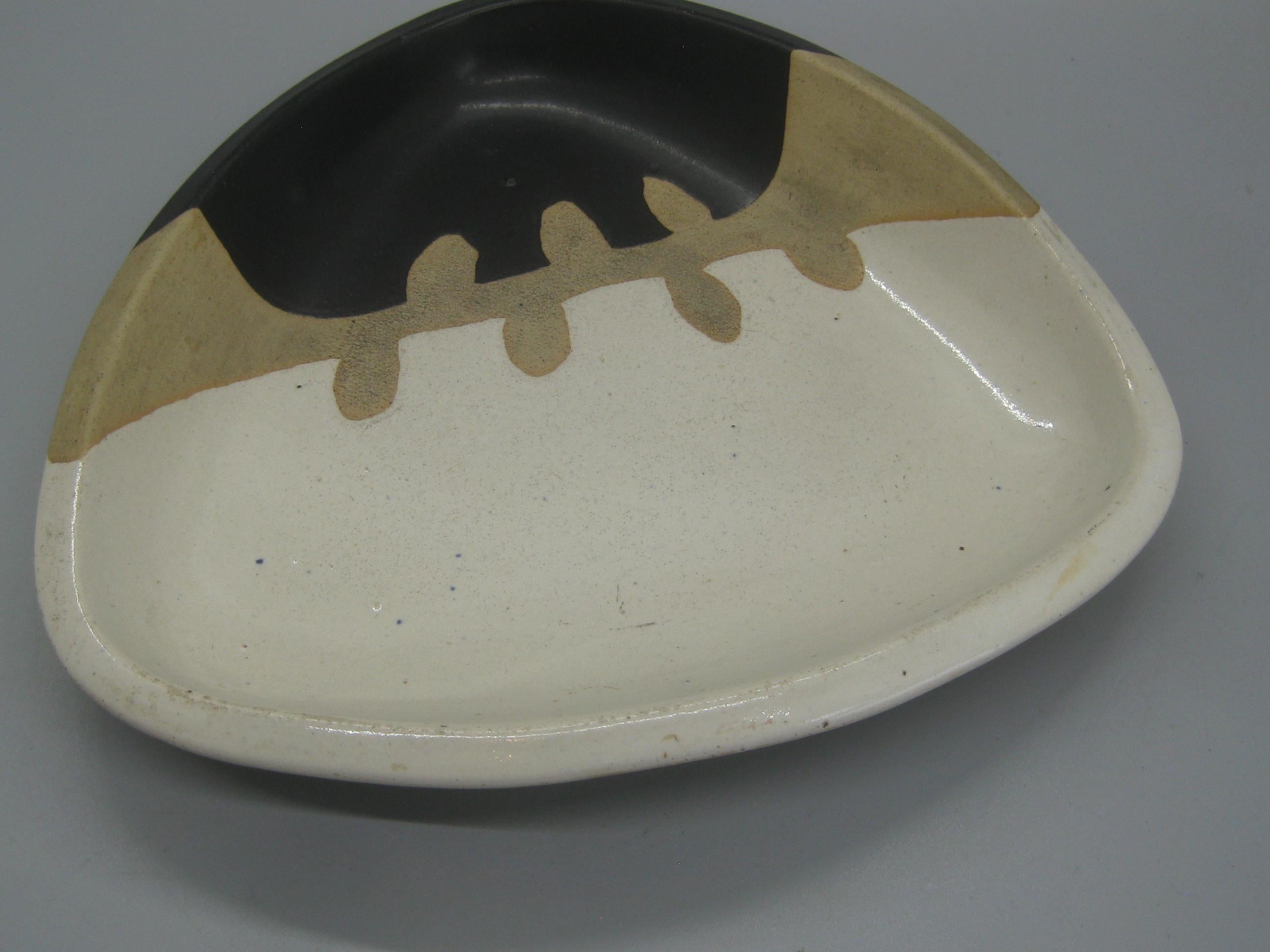 Modernistische abstrakte Schale aus Keramik, Walter Dexter Studio Pottery, Calgary, 1960er Jahre (Kanadisch) im Angebot