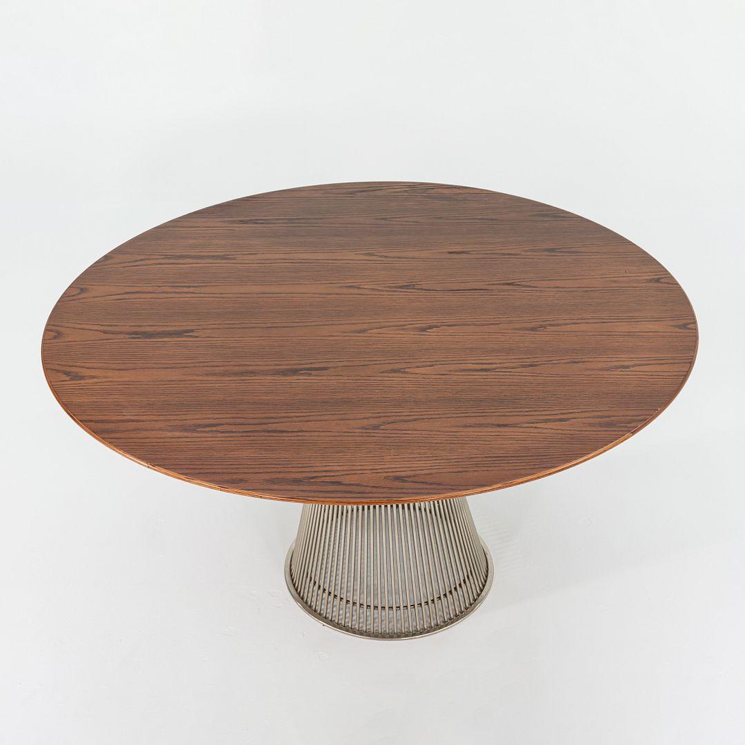 Années 1960 Warren Platner pour Knoll Table de salle à manger avec plateau en chêne de 54 pouces Modèle 3716T Bon état - En vente à Philadelphia, PA