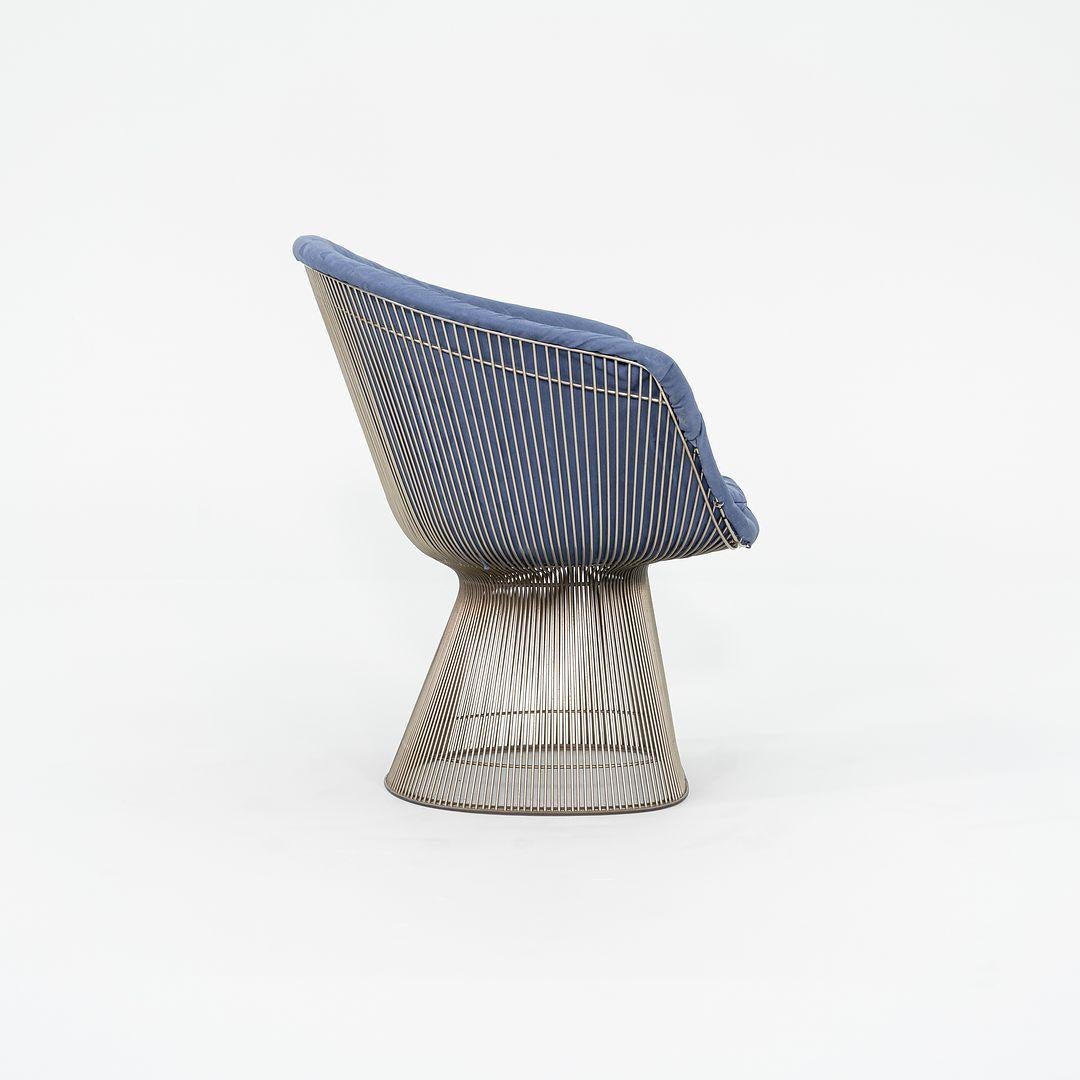 Fauteuils de salon Warren Platner pour Knoll des années 1960 Nickel avec tissu bleu 4x disponibles Bon état - En vente à Philadelphia, PA
