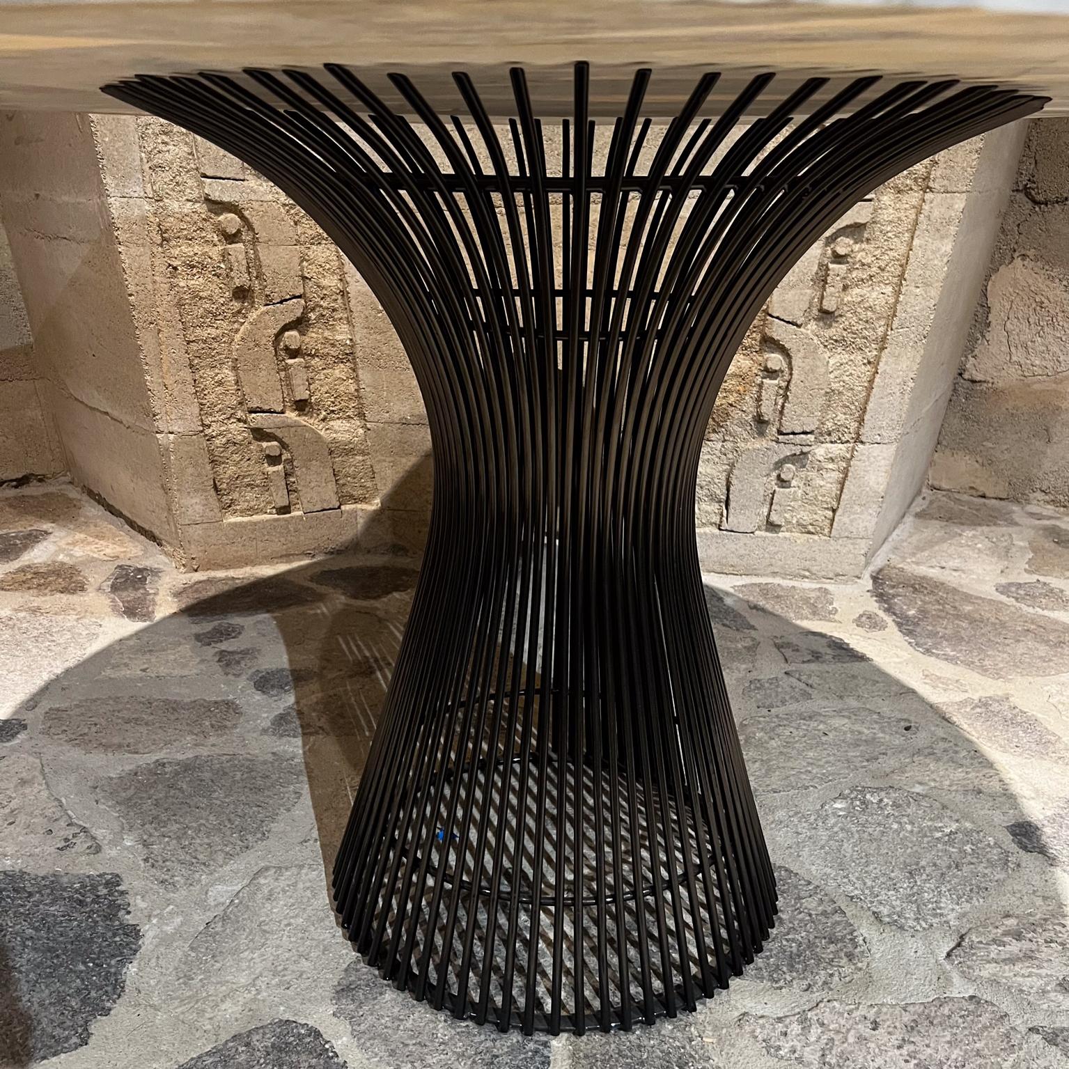 1960s Warren Platner Knoll Marble Dining Table Metallic Bronze In Good Condition For Sale In Chula Vista, CA
