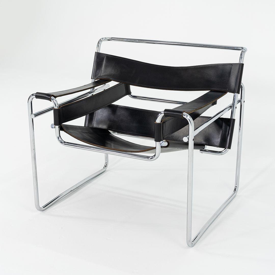 Modern 1960s Wassily B3 Lounge Chair in Leather by Marcel Breuer For Sale
