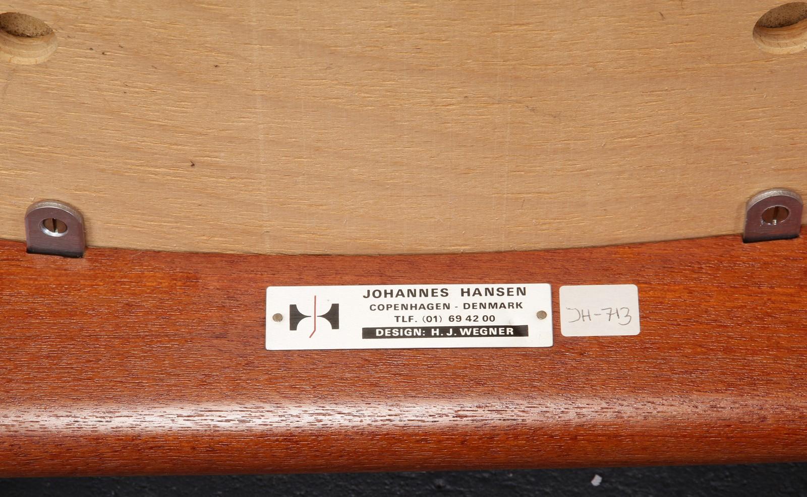 Wegner-Sessel aus patinierter Eiche und Leder von Johannes Hansen, 1960er Jahre  (Eichenholz) im Angebot