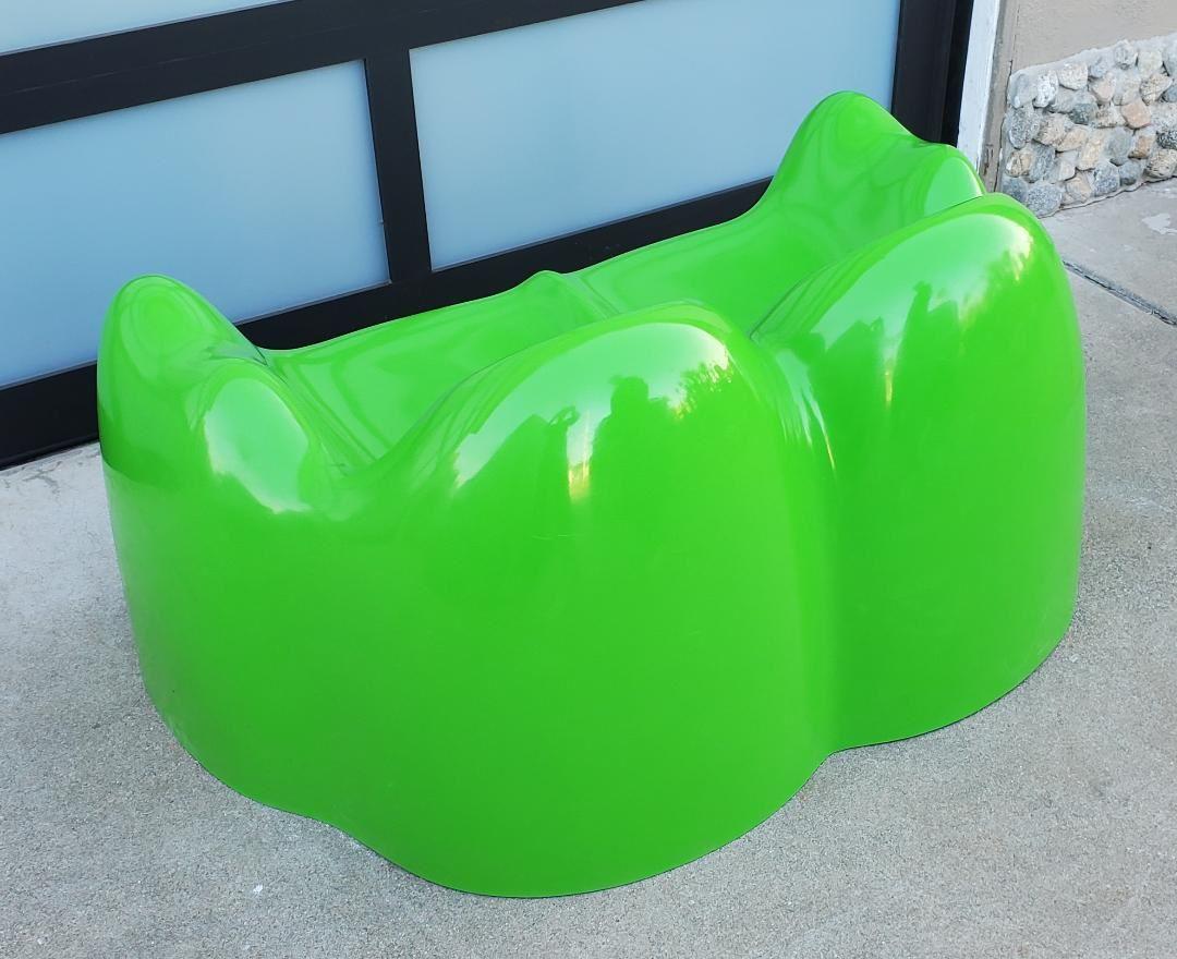 1960s Wendell Castle Molar Sofa Green Fiberglass Organic Mid Century Modern en vente 11