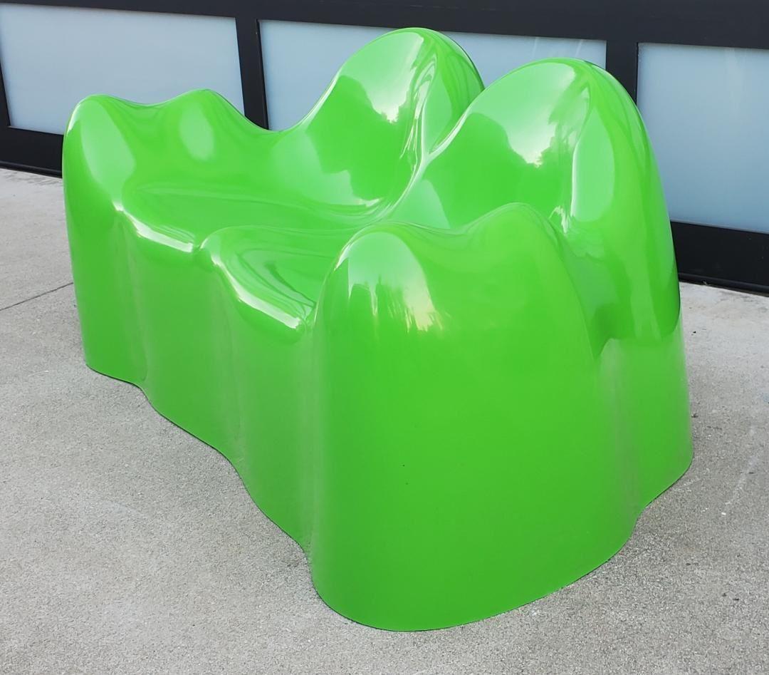 Américain 1960s Wendell Castle Molar Sofa Green Fiberglass Organic Mid Century Modern en vente