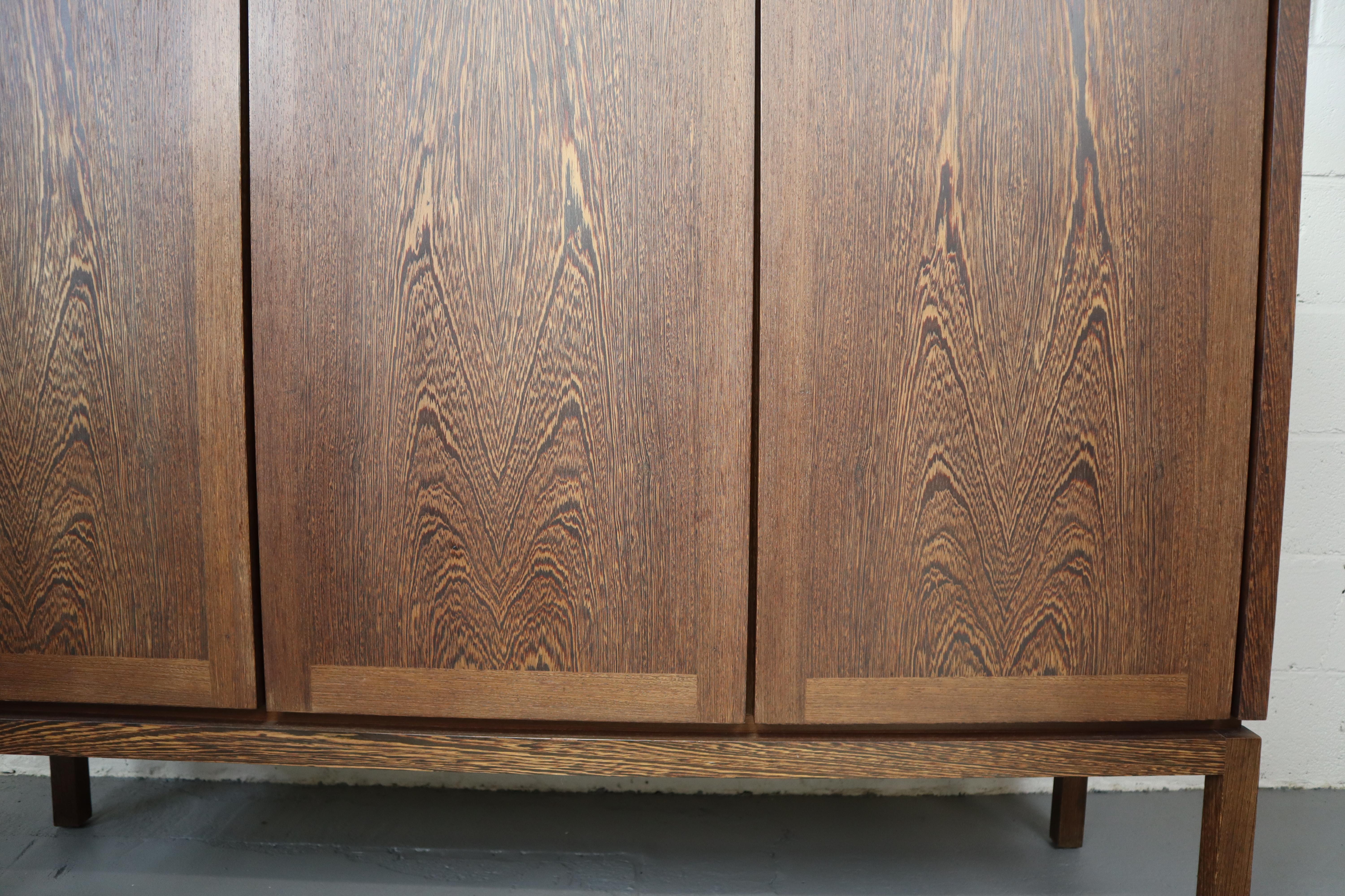 1960s Wengé Sideboard/ Bar Cabinet 9