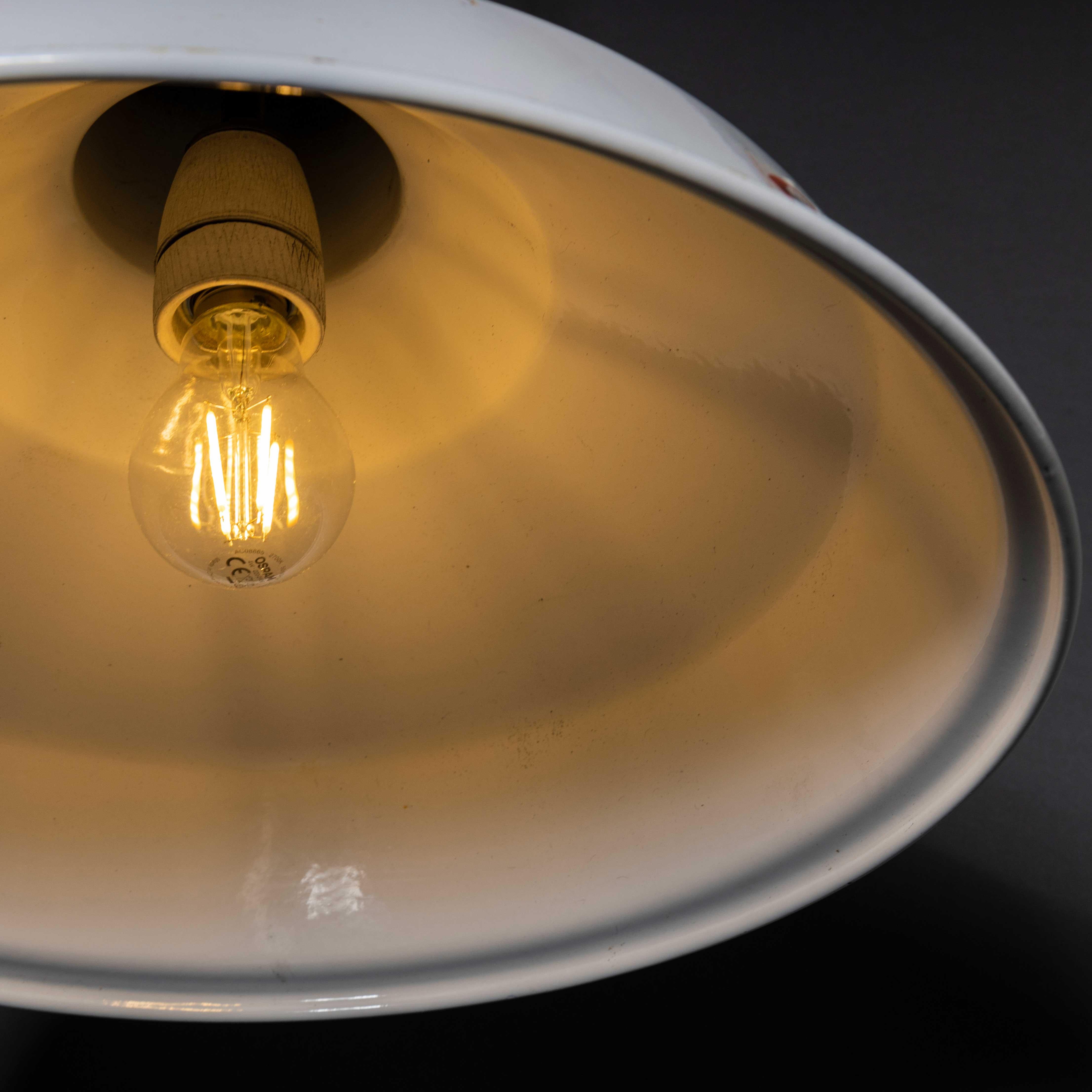 1960s White Benjamin Enamelled Pendant Lamps For Sale 4