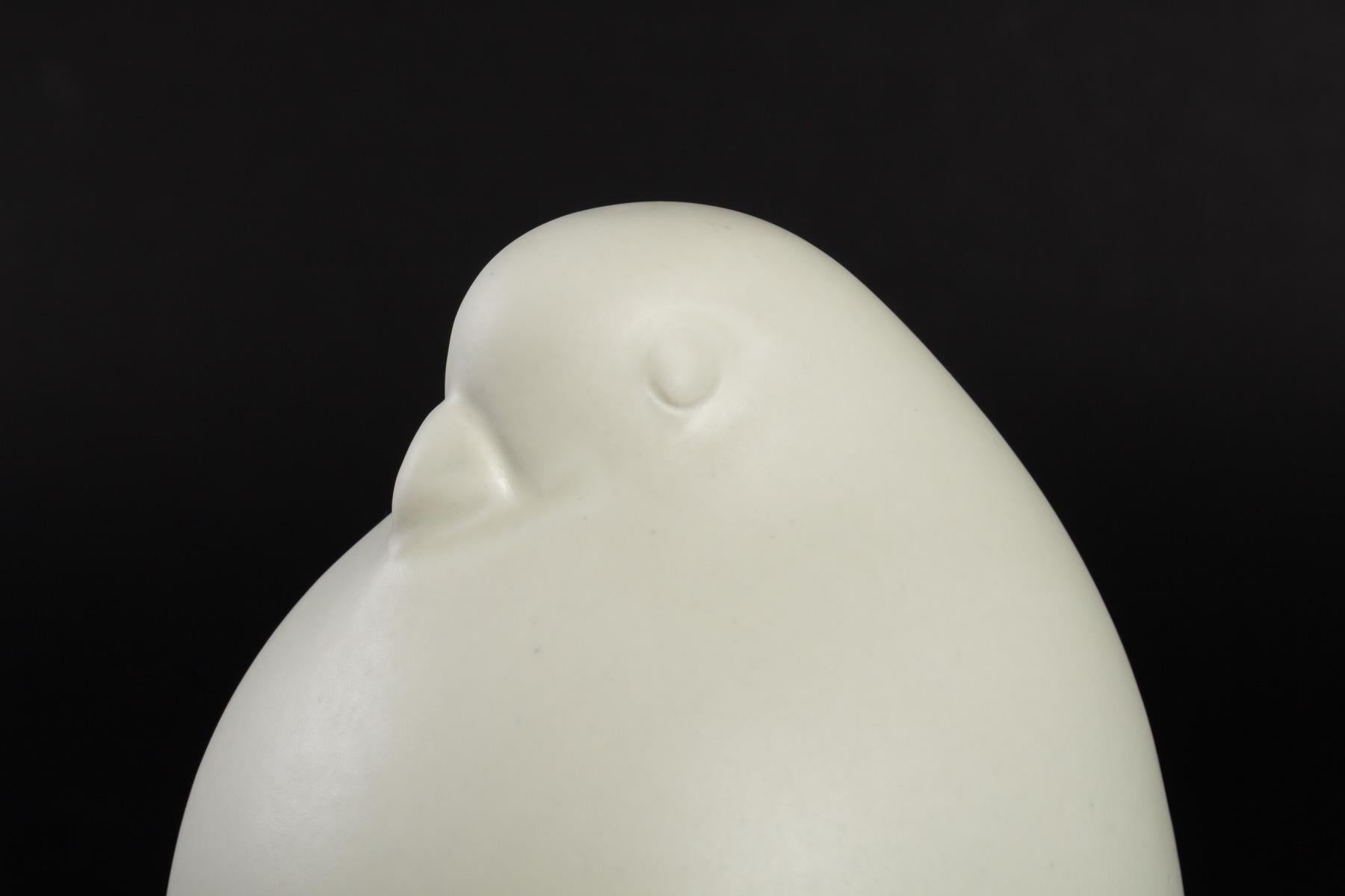1960s White Ceramic Dove Bird, Zaccagnini In Good Condition In Saint-Ouen, FR