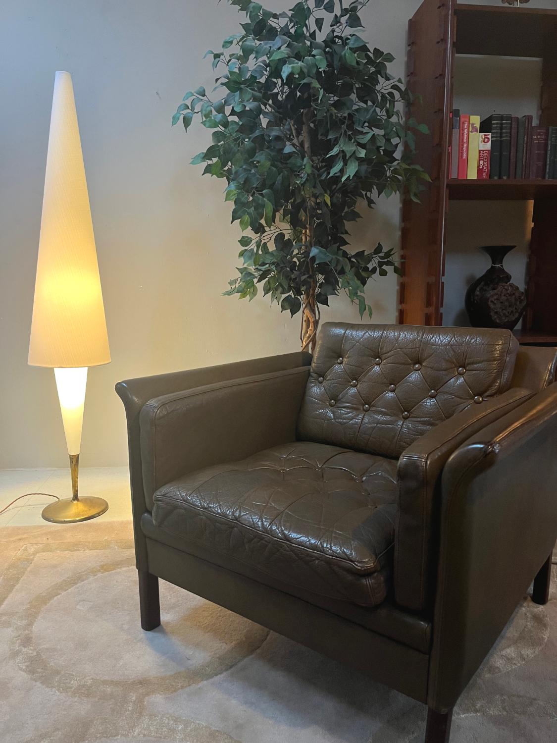 1960s White Continental Floor Standard Lamp Maison Arlus Space Age Conical In Good Condition In Sherborne, Dorset