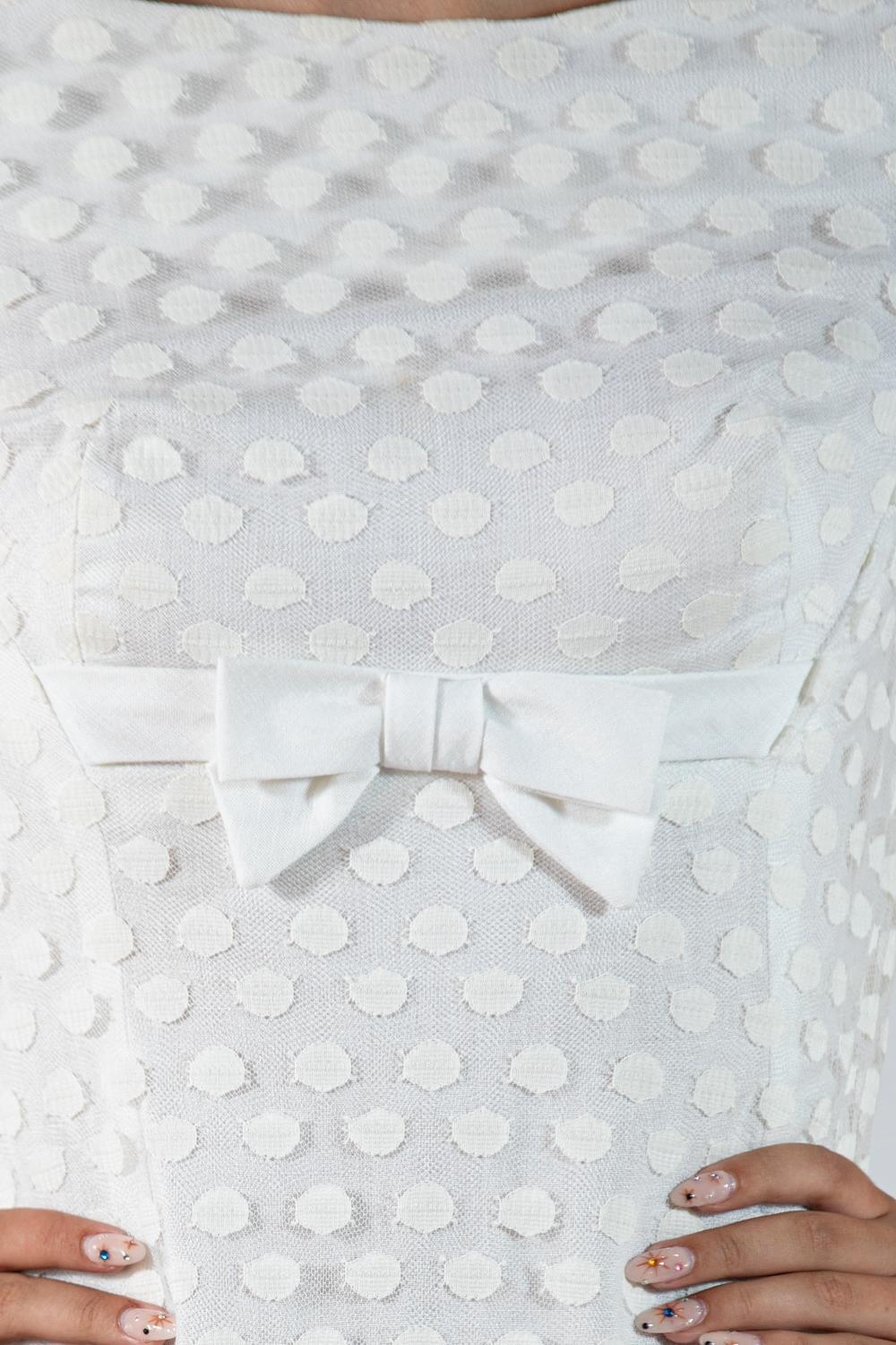 1960S White & Cream Linen Cotton Polka Dot Lace Empire Waist Wedding Dress For Sale 4