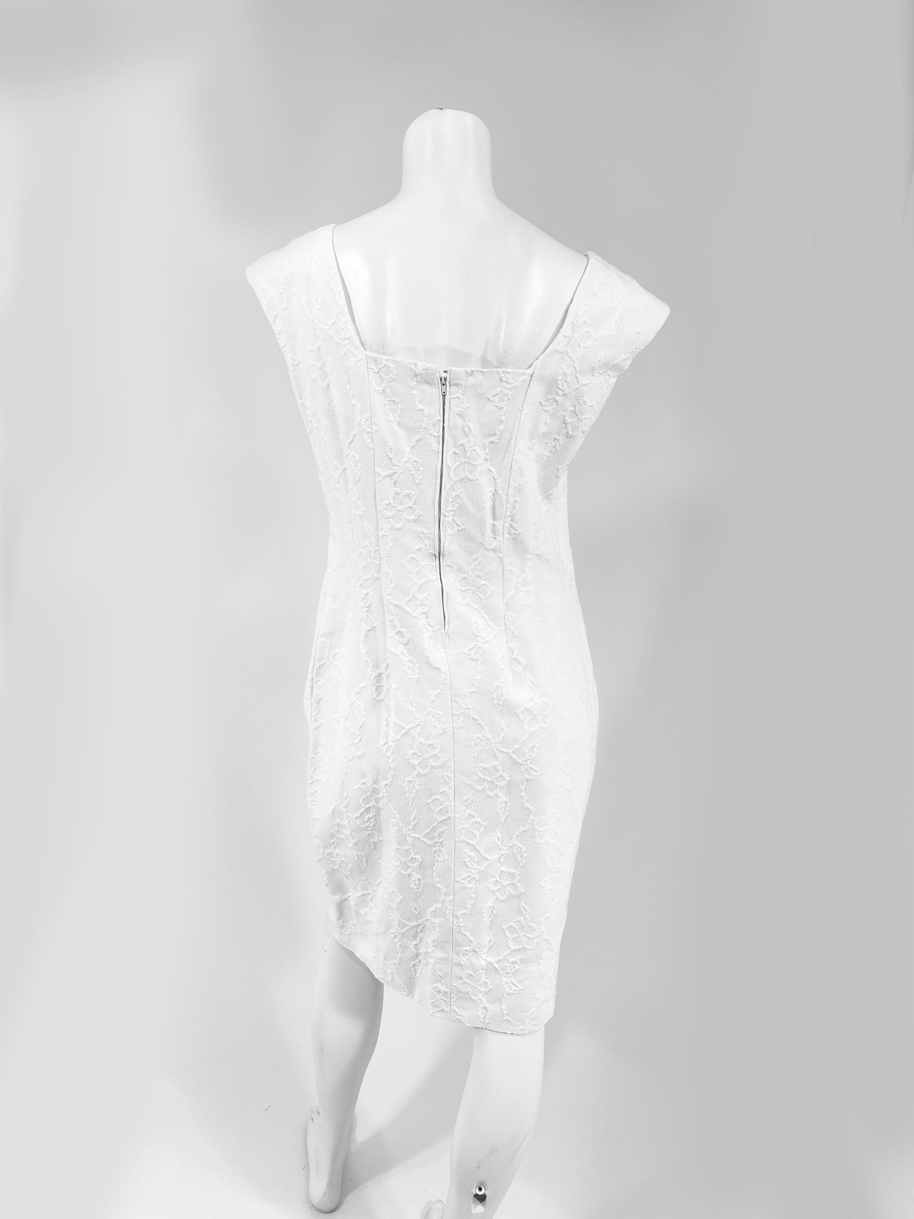 Weißes Jacquard-Sommer-Cocktailkleid aus den 1960er Jahren Damen im Angebot