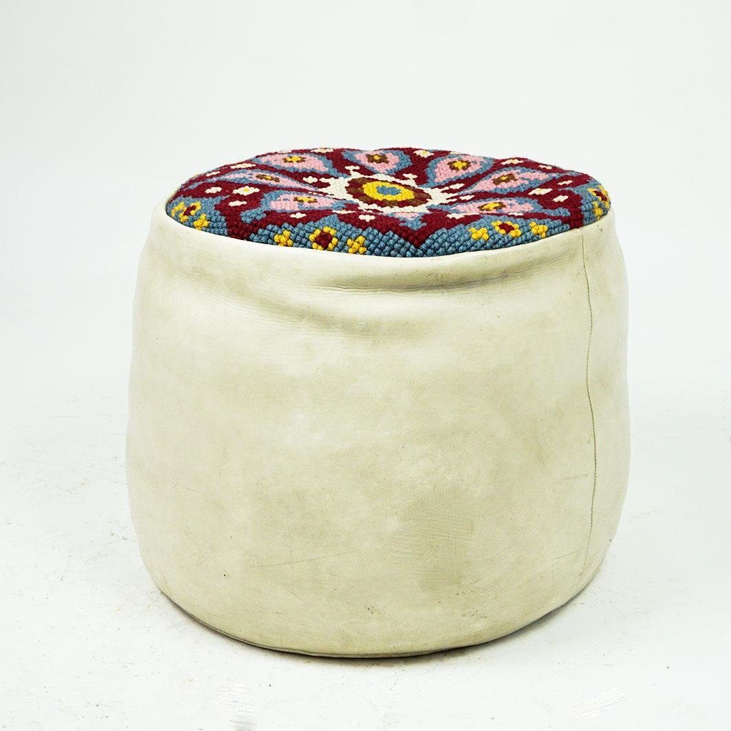 Wool 1960s white Leather and embroidered seat Pouf For Sale