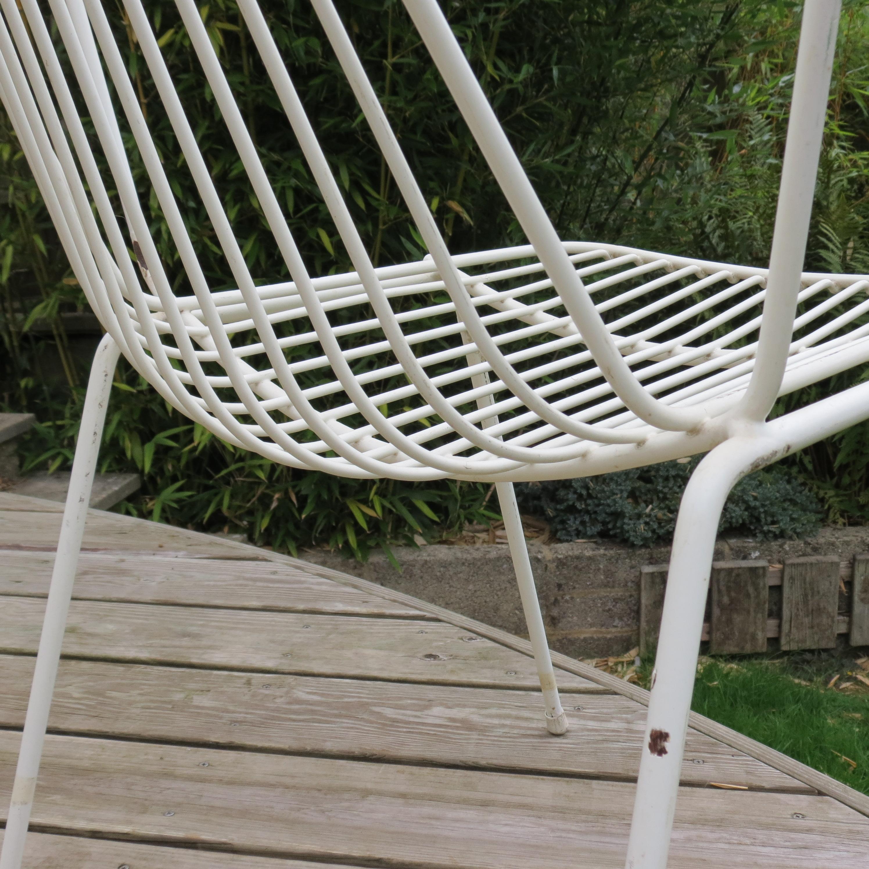 Chaise de jardin Midcentury en métal blanc des années 1960 7