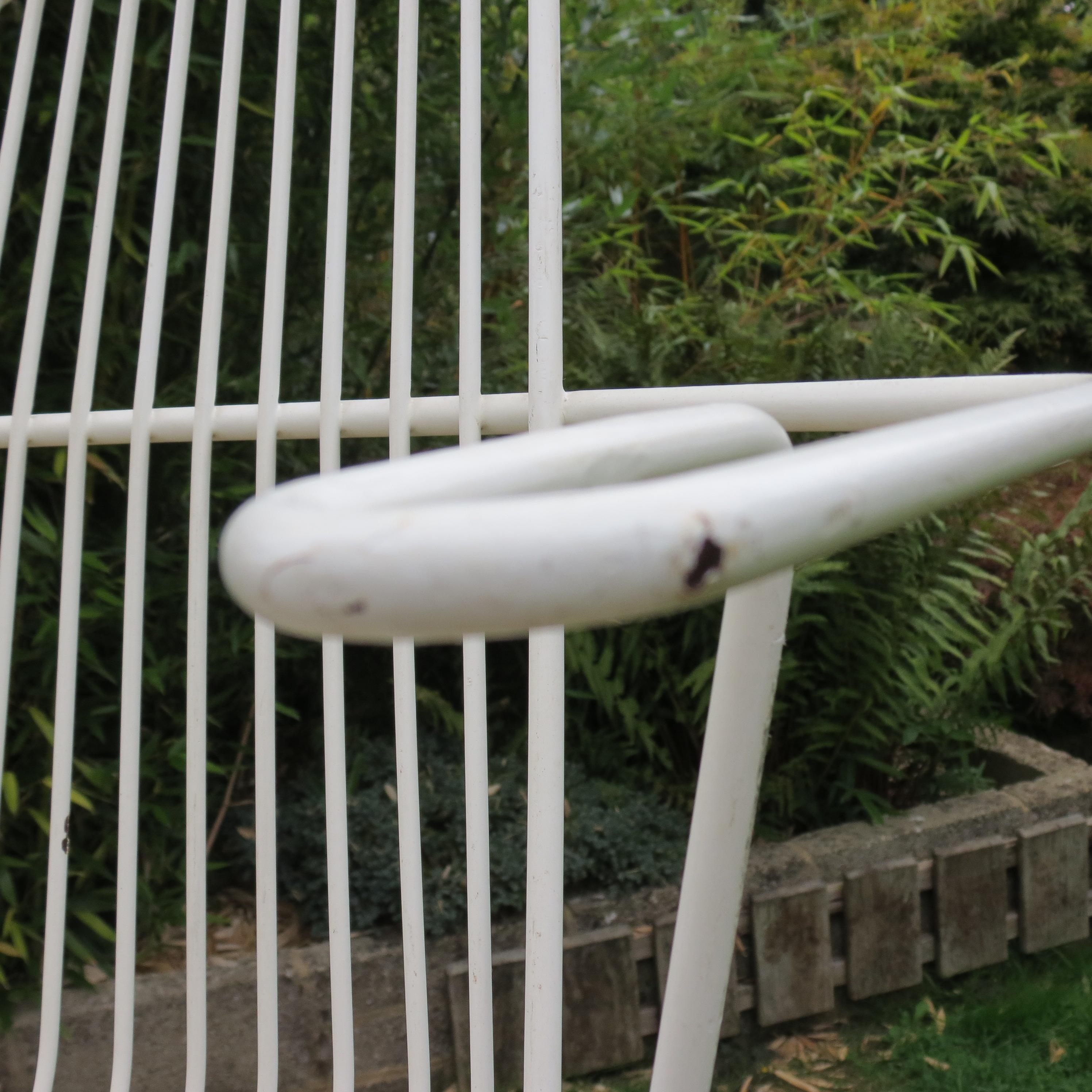 1960er Jahre Weiß Metall Midcentury Gartenstuhl im Angebot 9