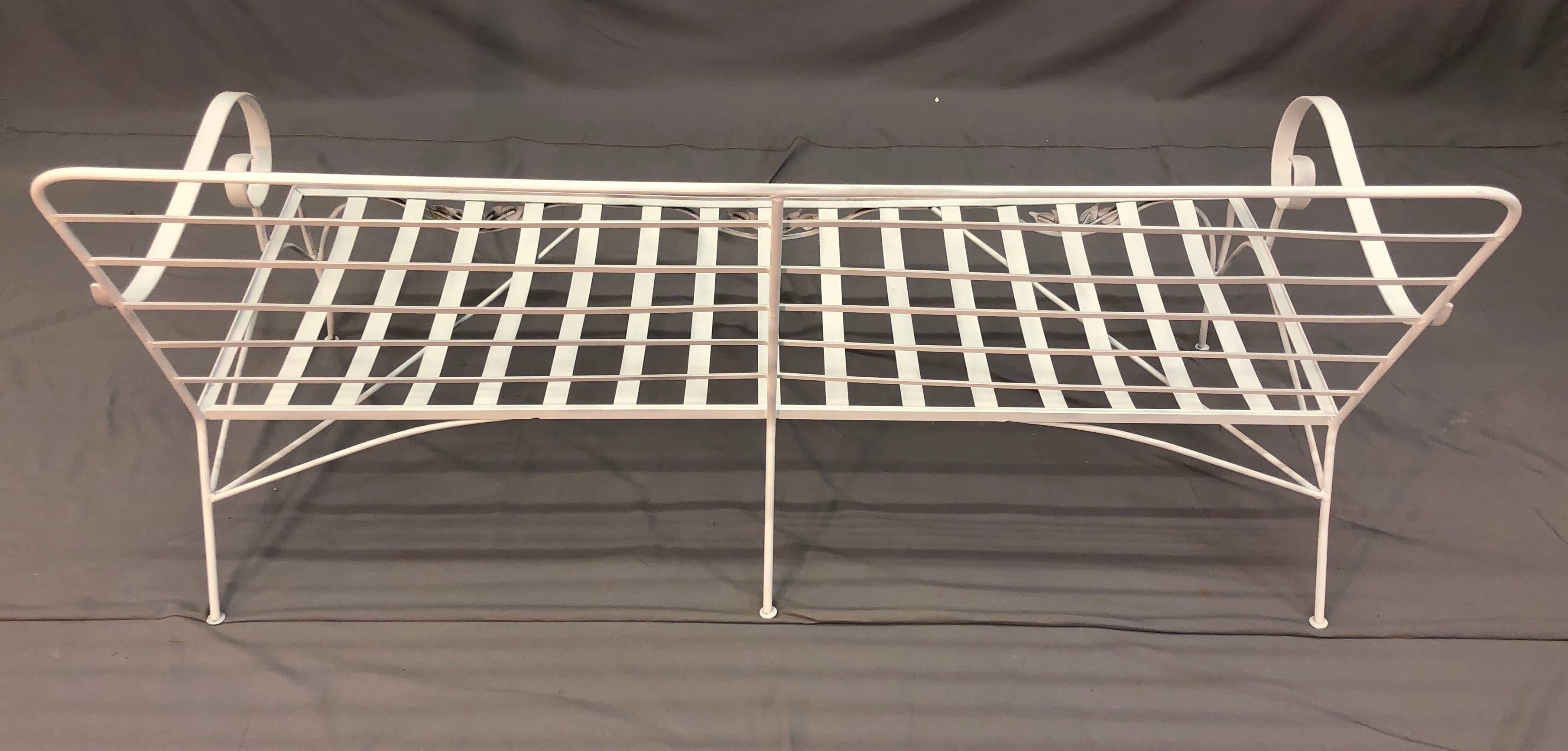 1960s White Outdoor Metal Love Seat 3