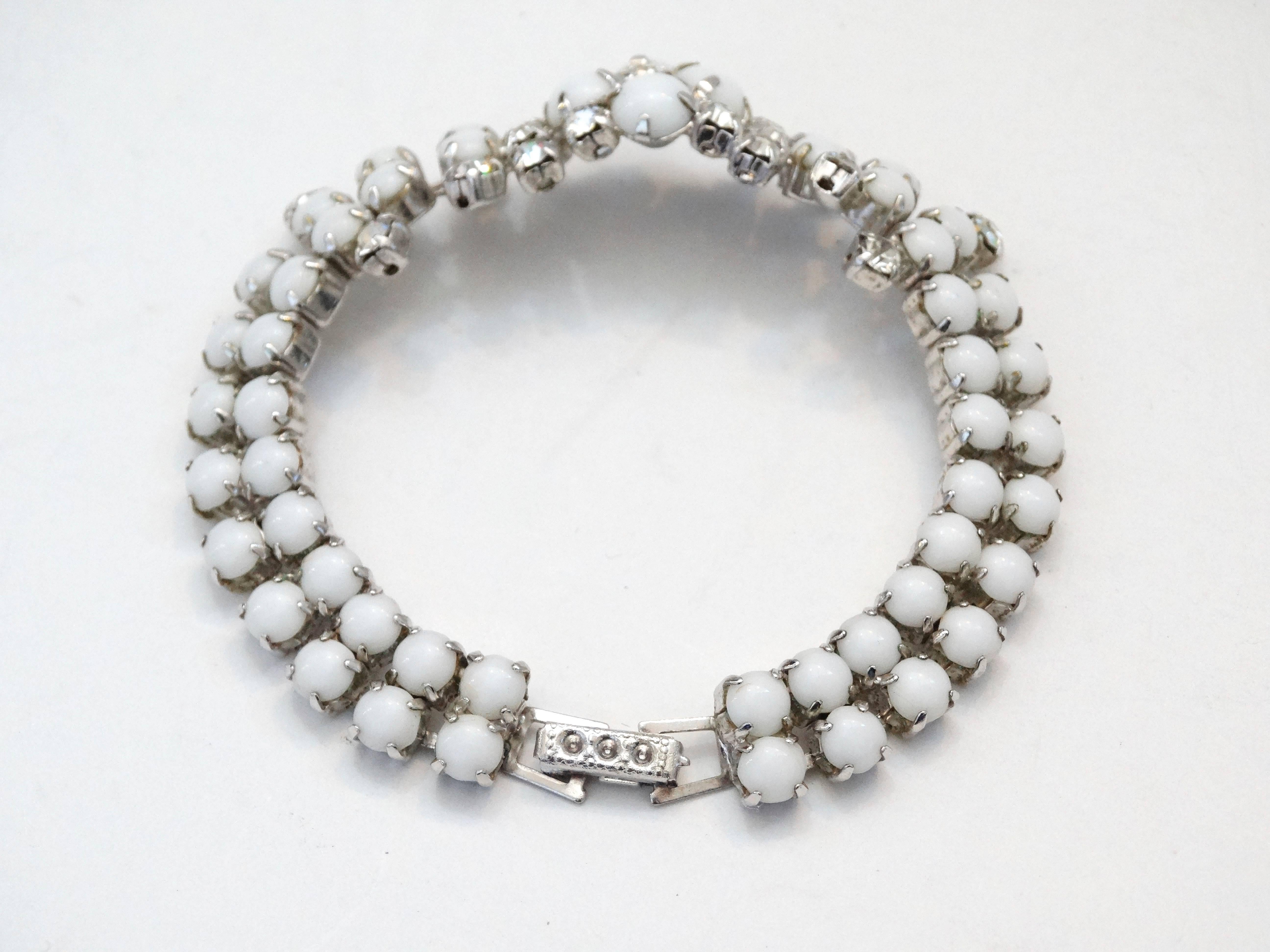Pulsera de racimo de brillantes blancos de los años 60 en Excelente estado para la venta en Scottsdale, AZ