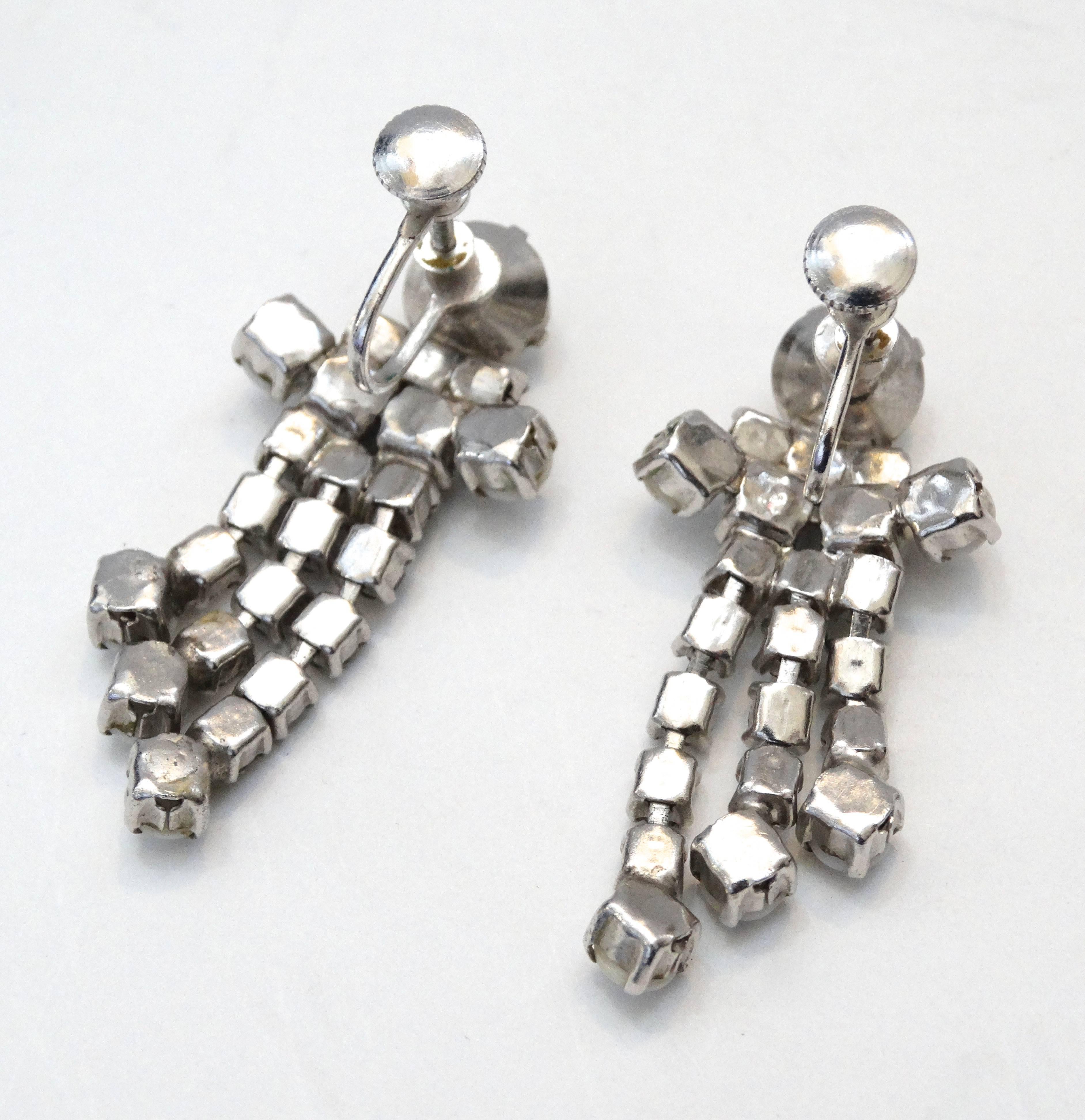 1960s White Rhinestone Dangle Screw Back Earrings For Sale 2