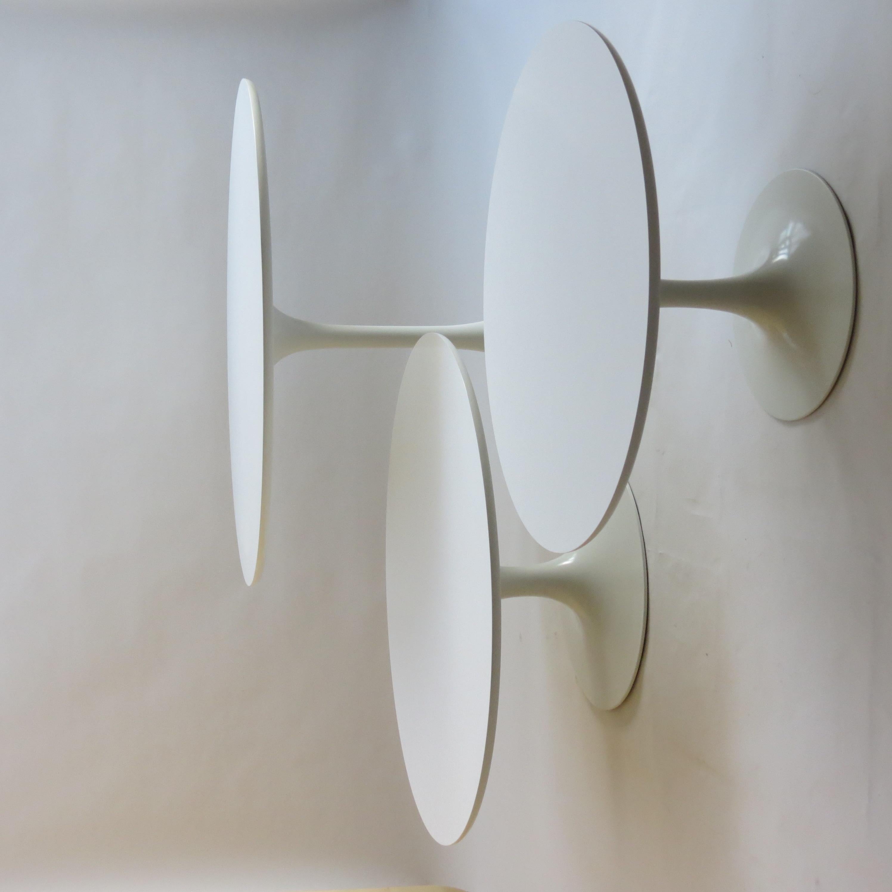 1960s White Tulip Coffee Table by Maurice Burke for Arkana 75 4