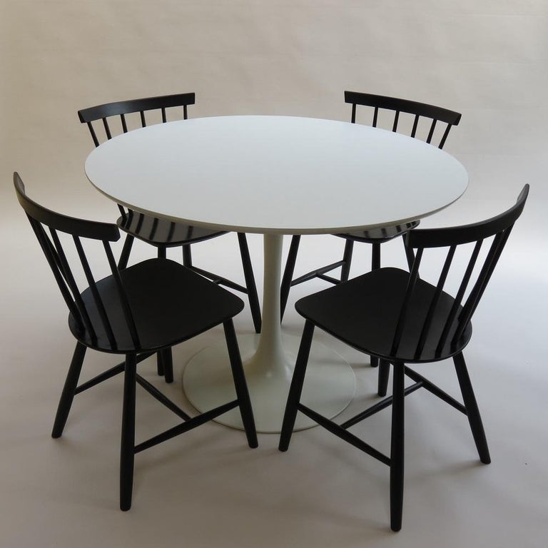 1960s White Tulip Dining Table by Maurice Burke for Arkana, UK at 1stDibs