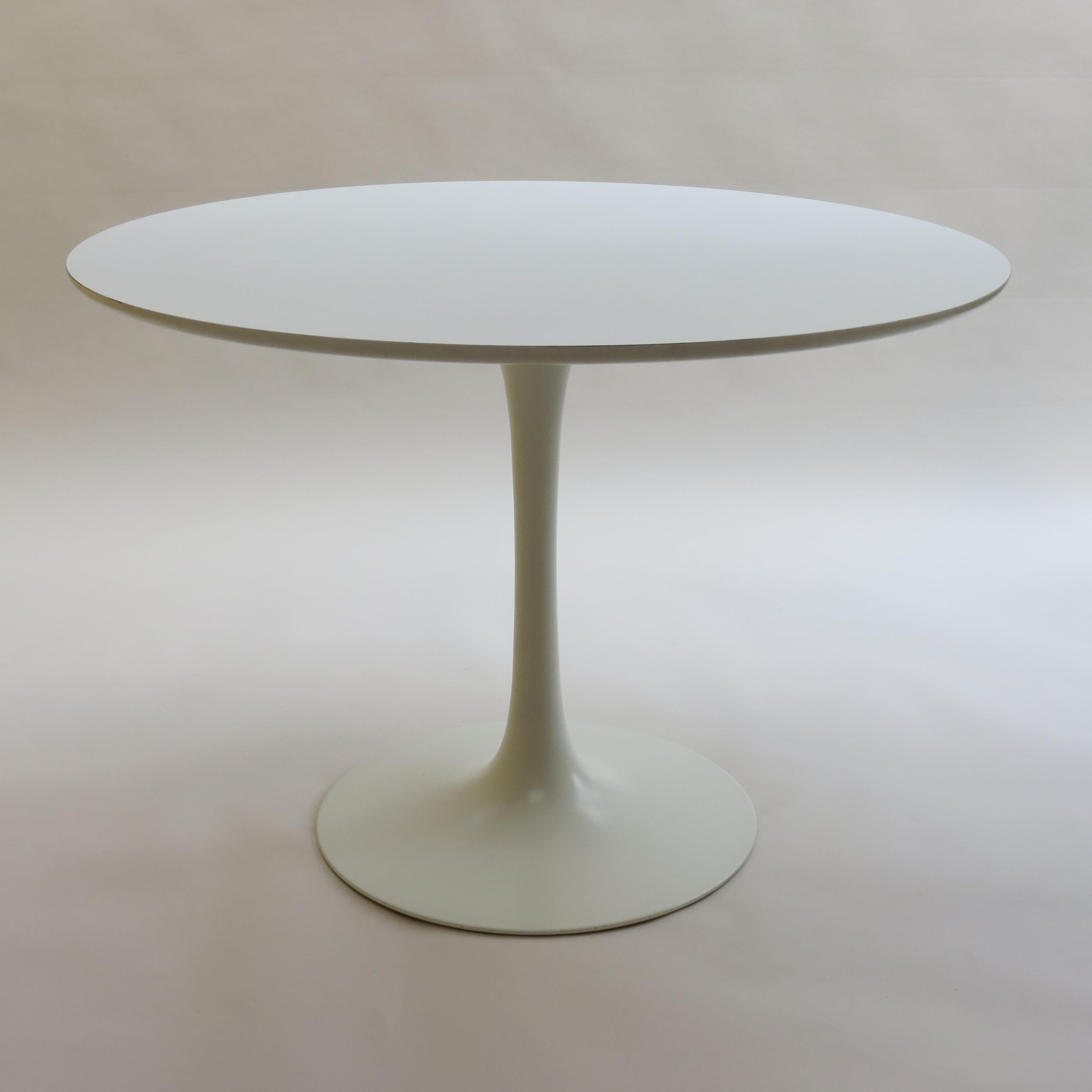 Machine-Made 1960s White Tulip Dining Table by Maurice Burke for Arkana, UK
