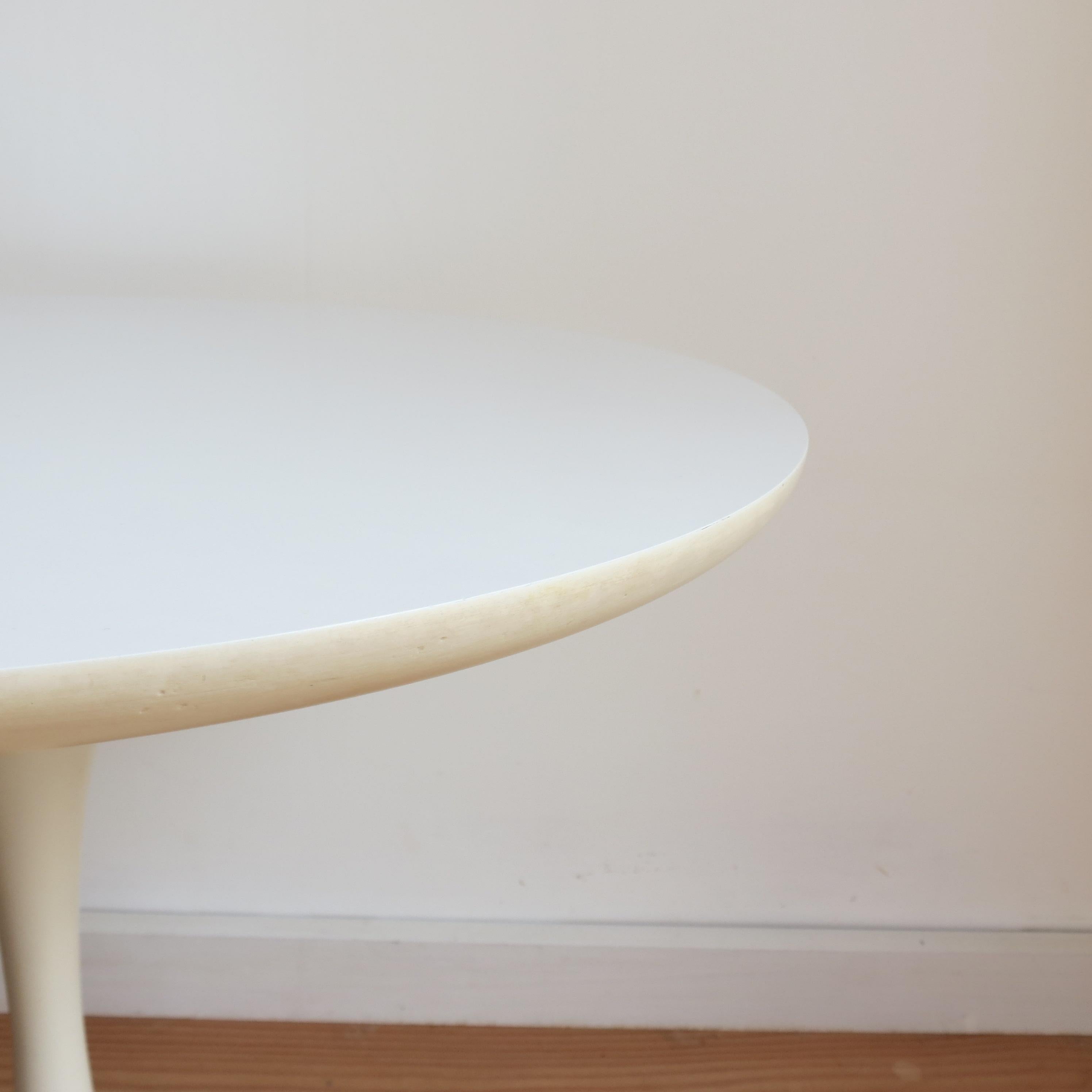1960s White Tulip Side Table Designed by Maurice Burke for Arkana, Bath, UK 2
