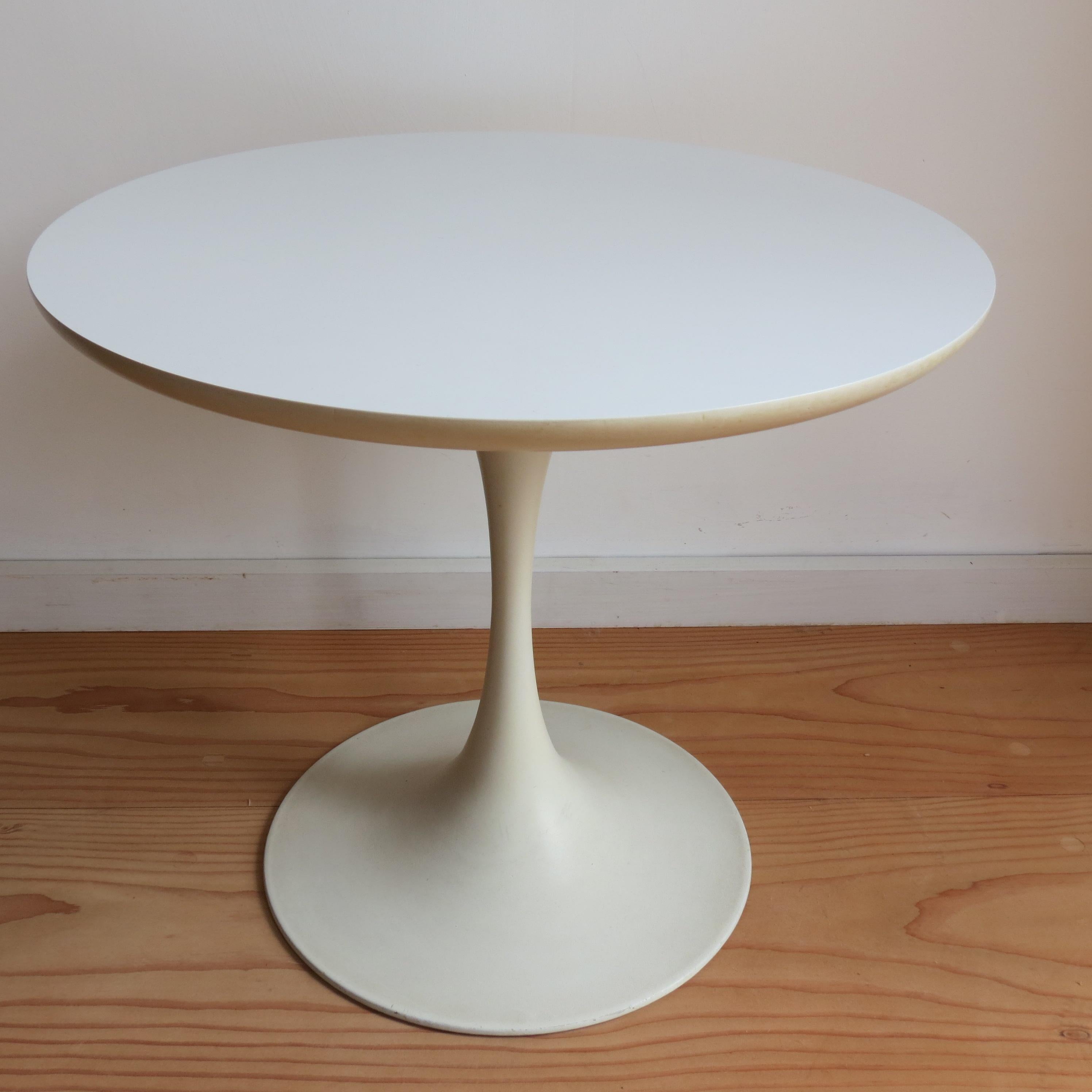 1960s White Tulip Side Table Designed by Maurice Burke for Arkana, Bath, UK 6