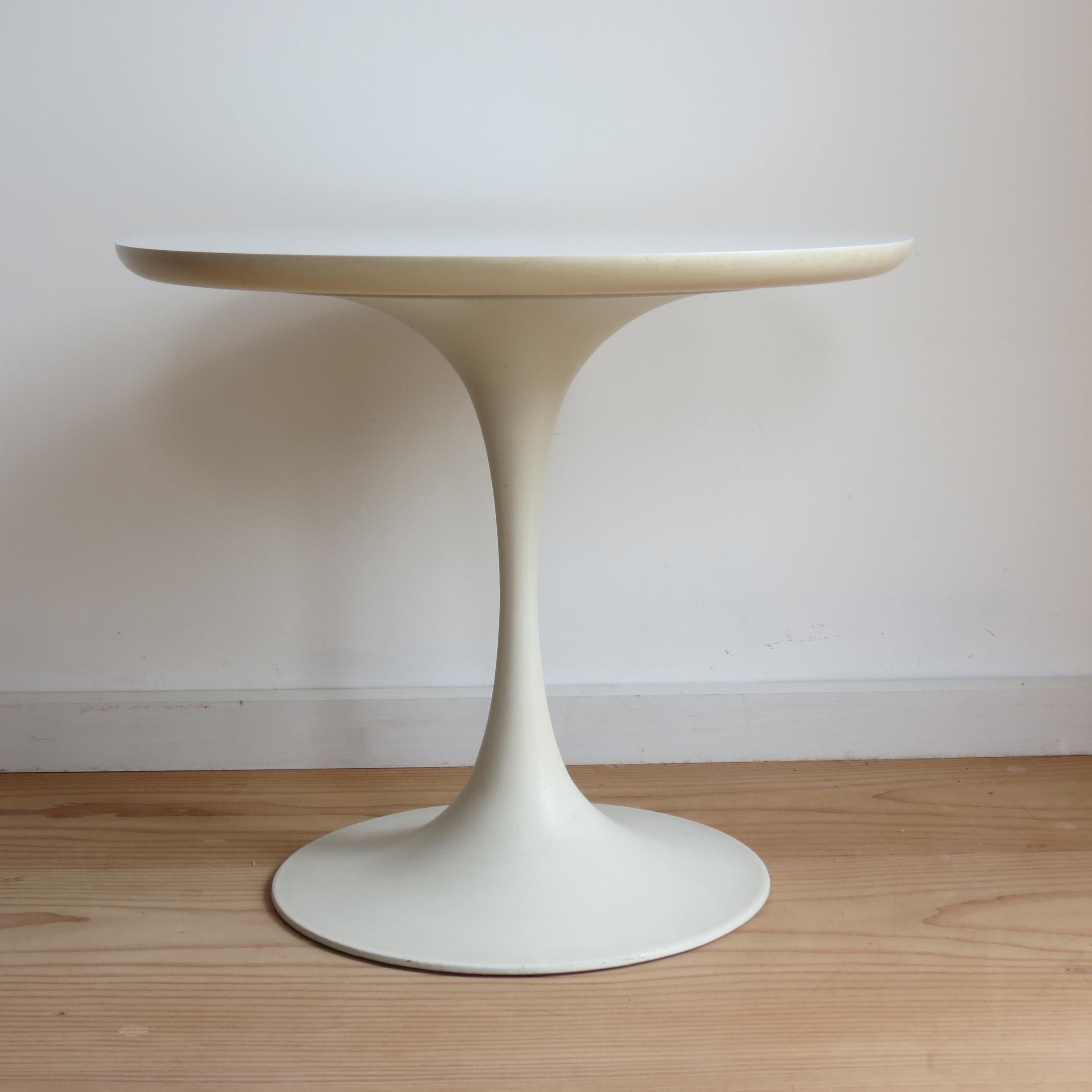 Machine-Made 1960s White Tulip Side Table Designed by Maurice Burke for Arkana, Bath, UK