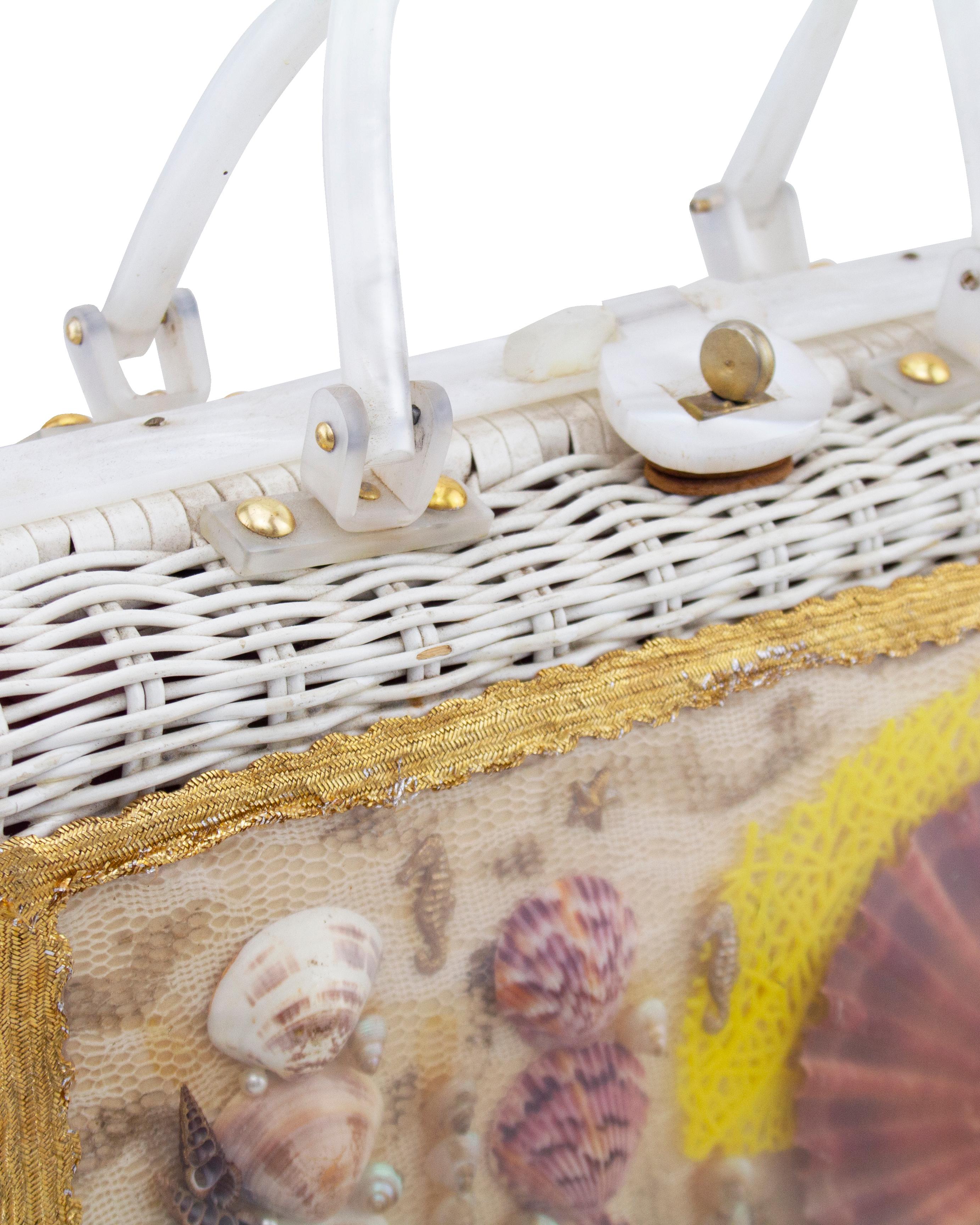 1960s White Wicker and Seashell Bag  For Sale 1