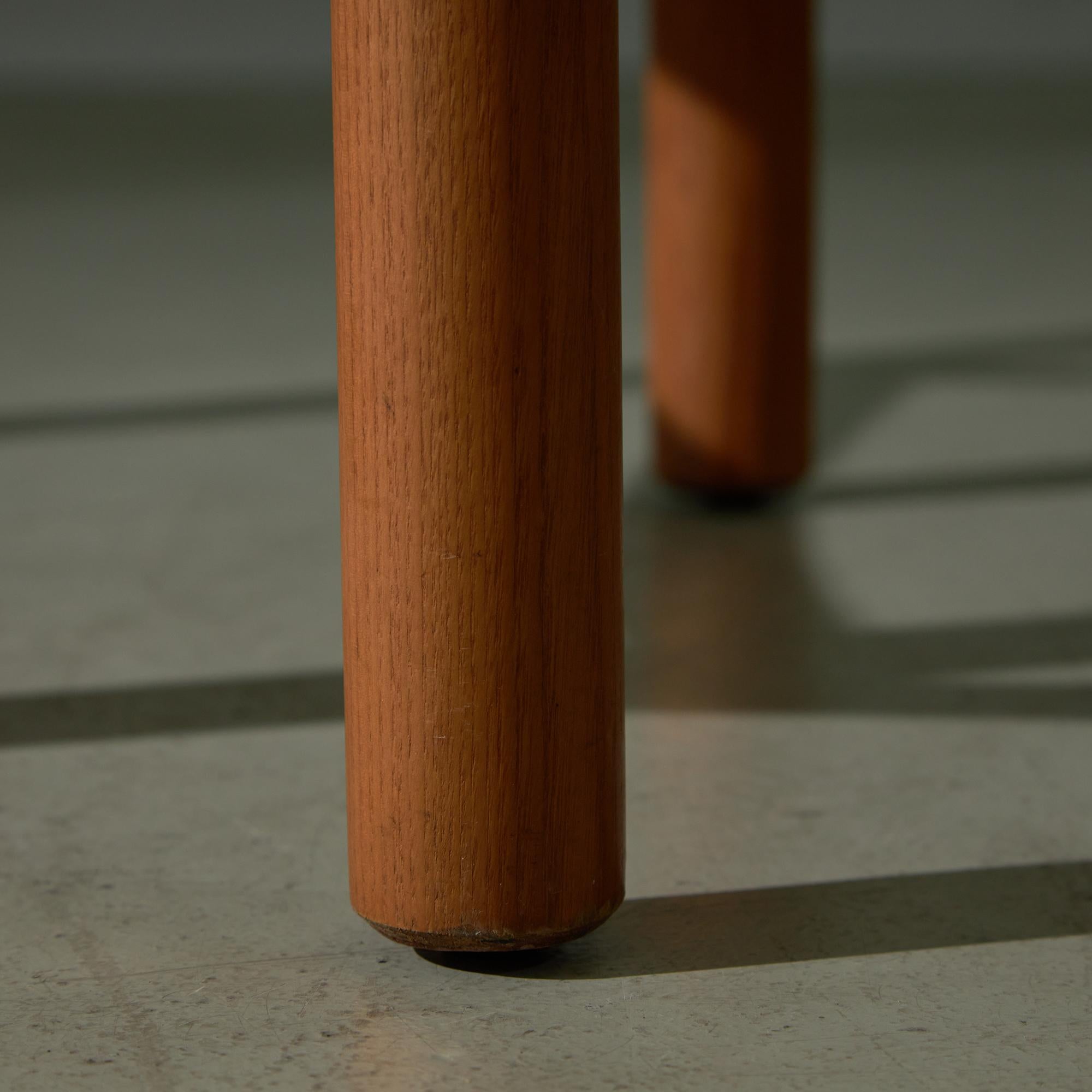 Set di sedie in legno e vimini anni '60 in vendita 15
