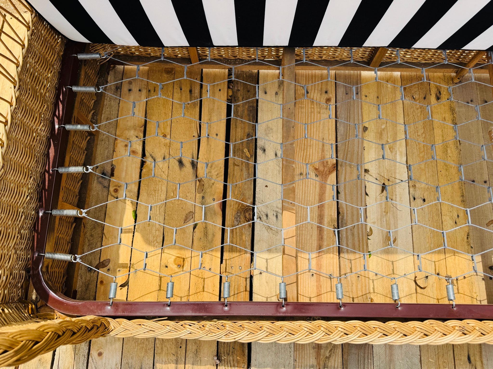 1960's Wicker Rattan Daybed with New Upholstery 1