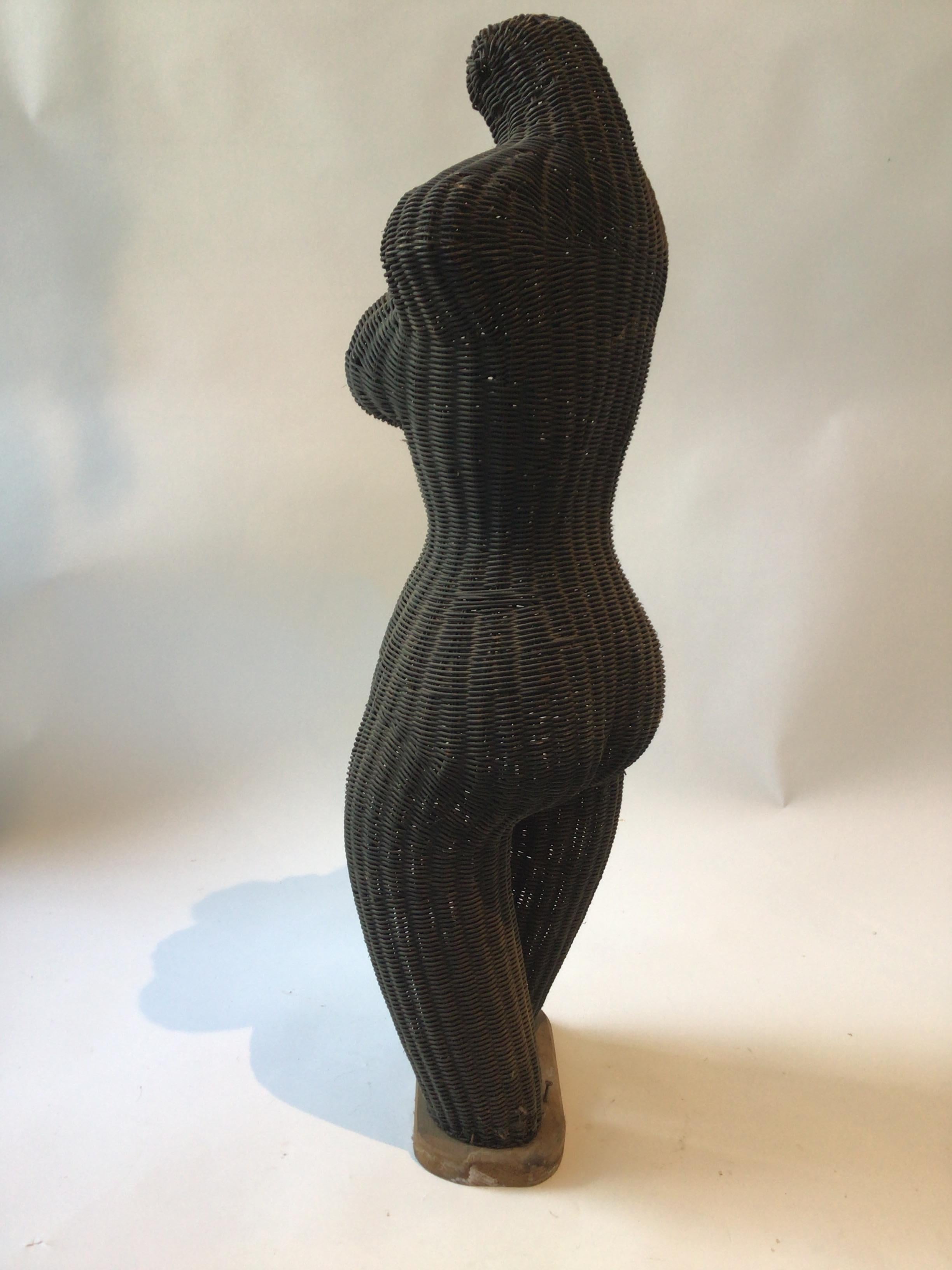 Sculpture en osier des années 1960 d'une femme nue Bon état - En vente à Tarrytown, NY