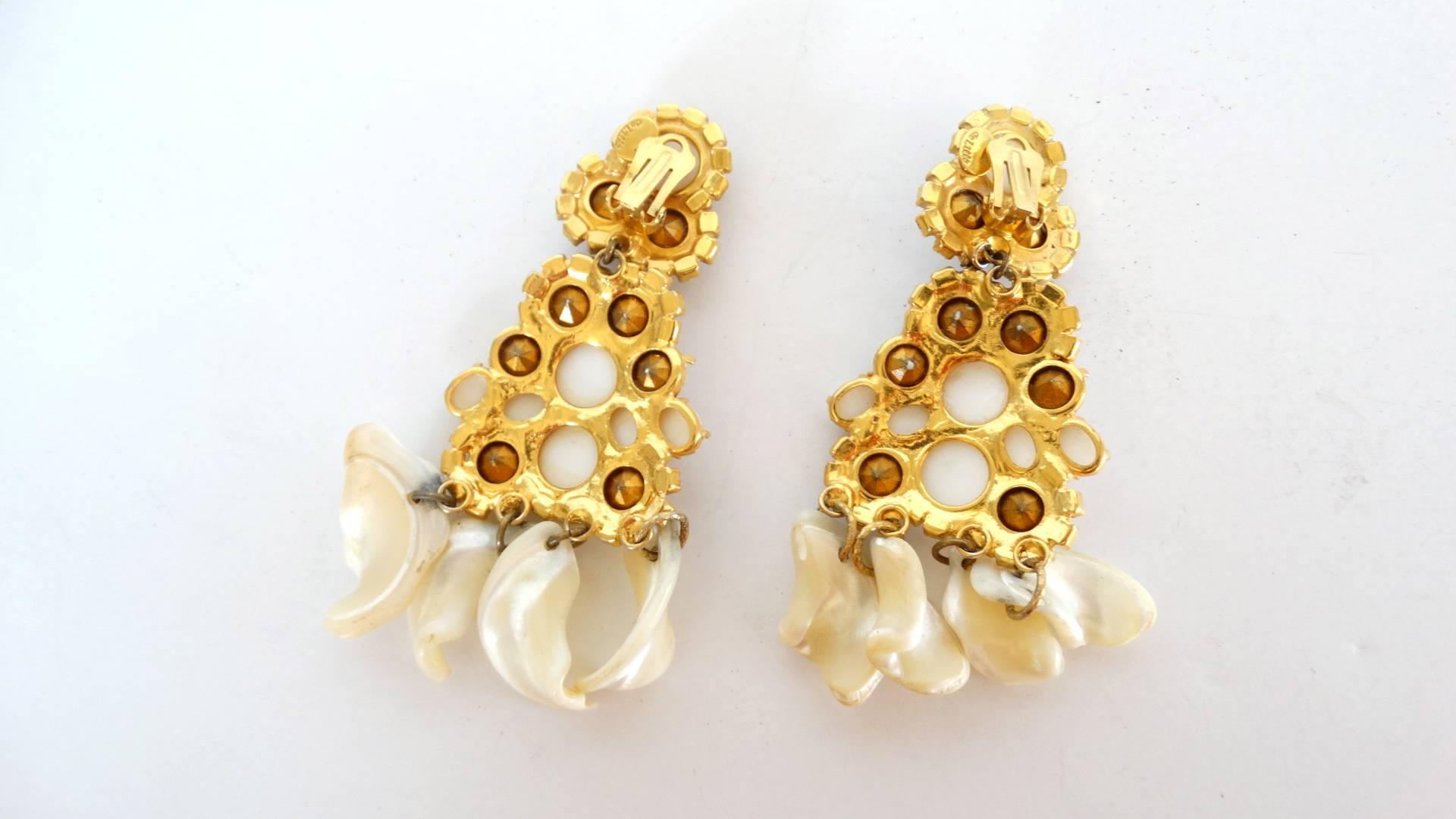 1960s William De Lillo Shell Earrings  In Excellent Condition For Sale In Scottsdale, AZ