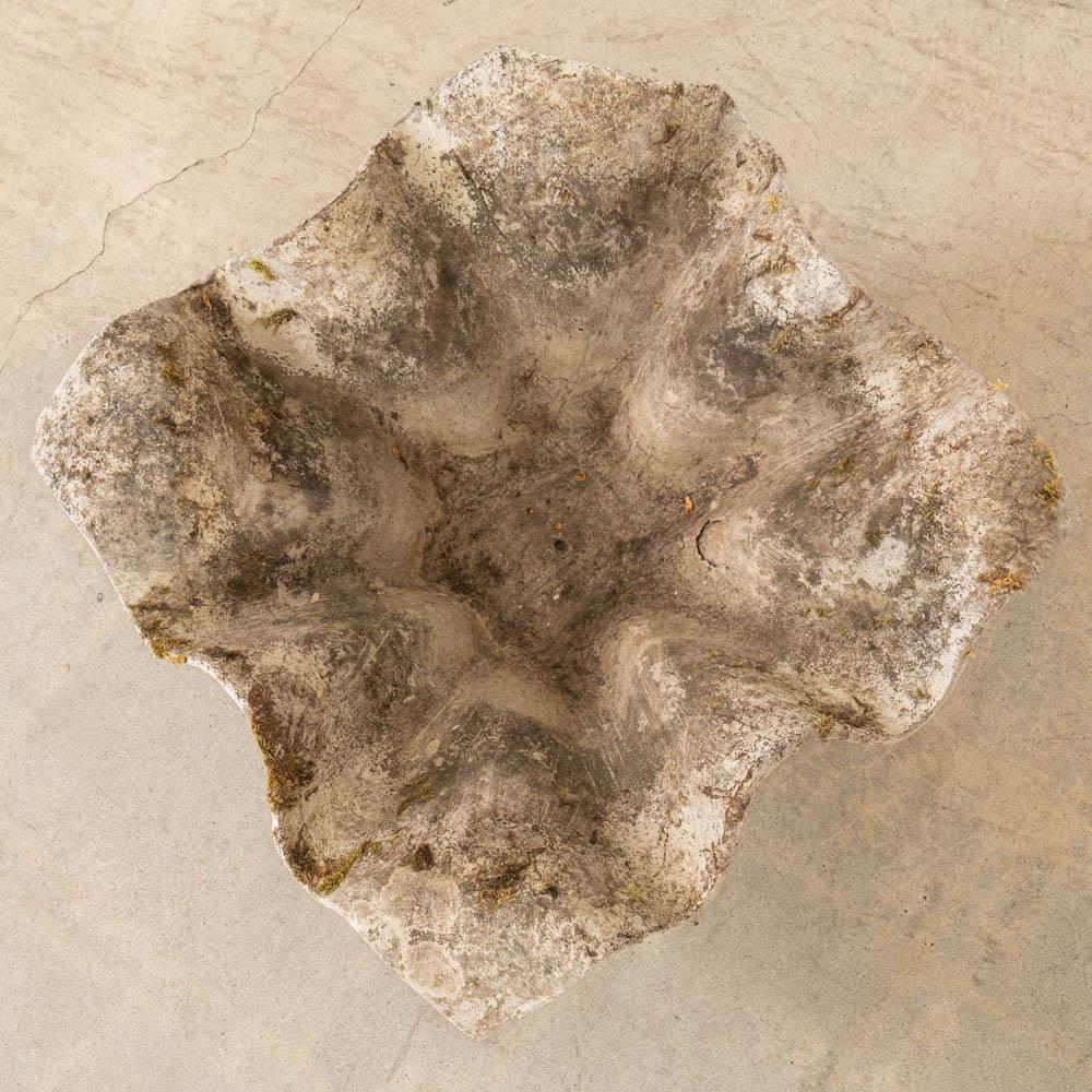 Jardinière mouchoir Willy Guhl en béton des années 1960 en vente 2