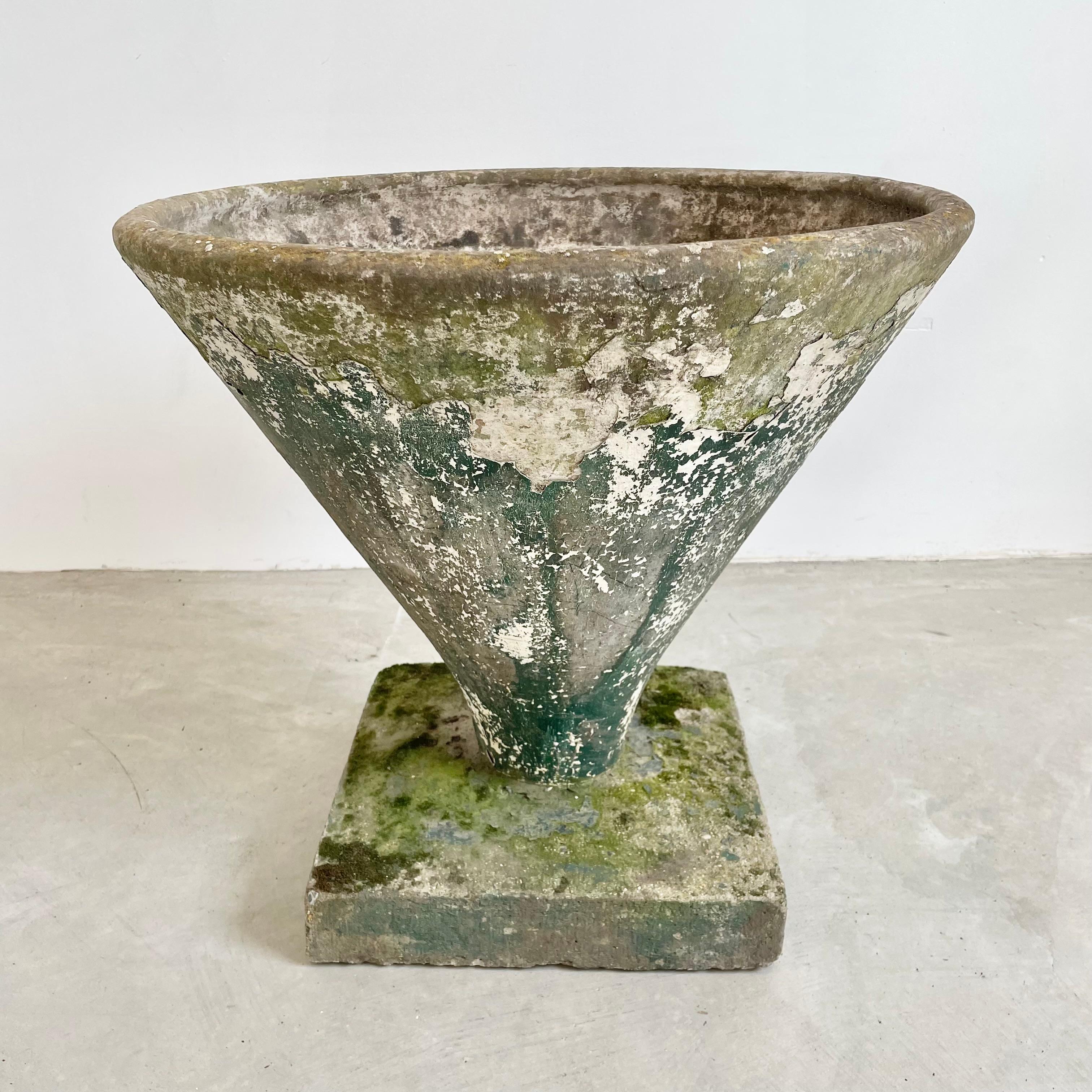 Swiss 1960s Willy Guhl Concrete Pedestal Cone Planter For Sale
