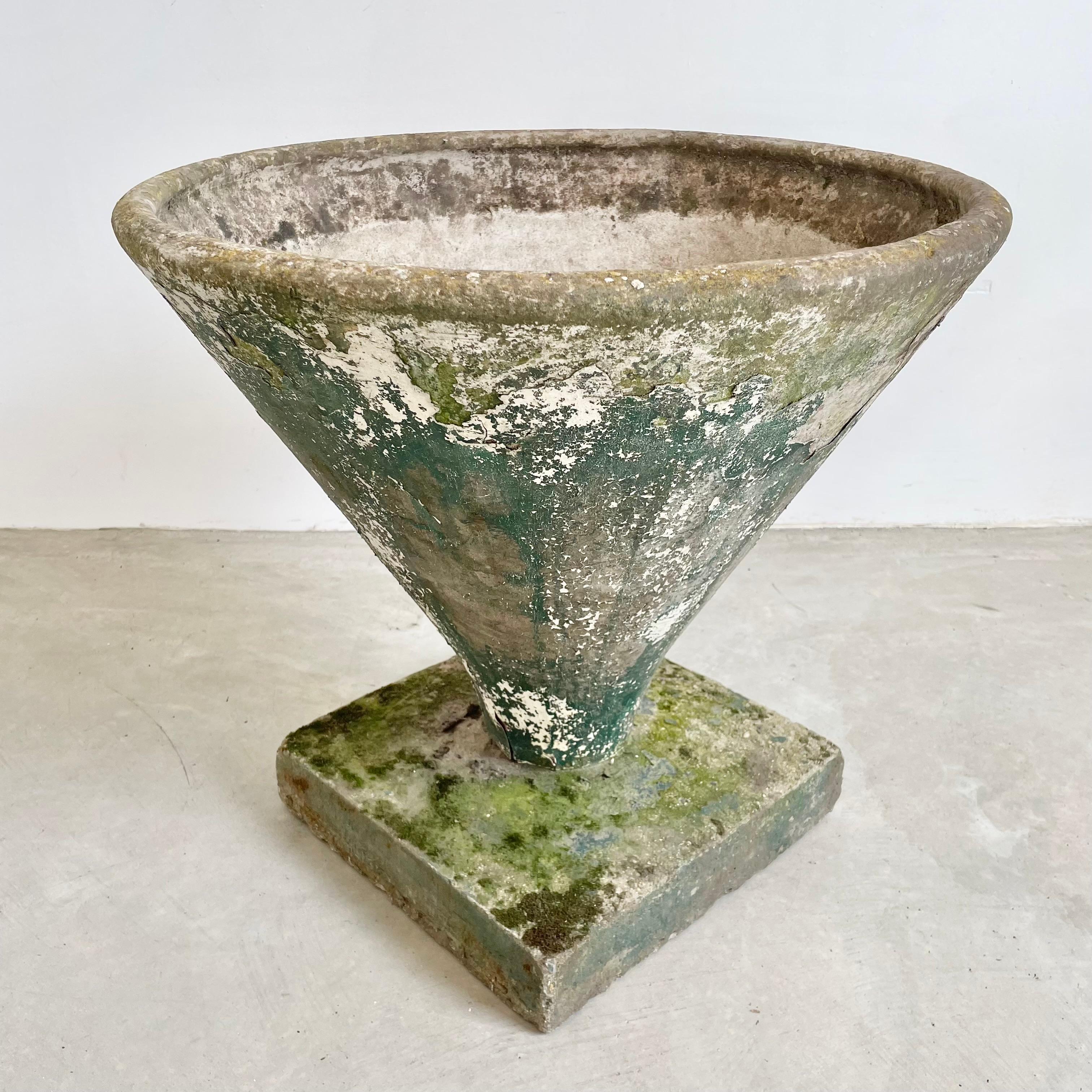 Mid-20th Century 1960s Willy Guhl Concrete Pedestal Cone Planter For Sale