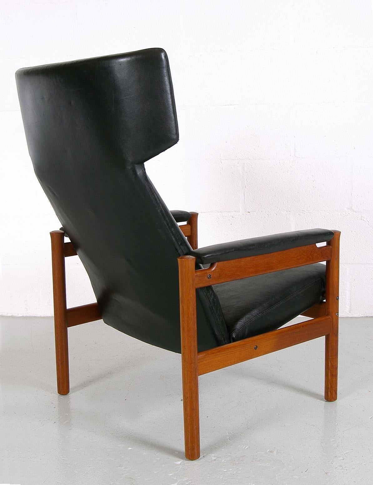 1960s Danish Midcentury Black Leather Chair by Soren Hansen for Fritz Hansen In Good Condition In Sherborne, Dorset