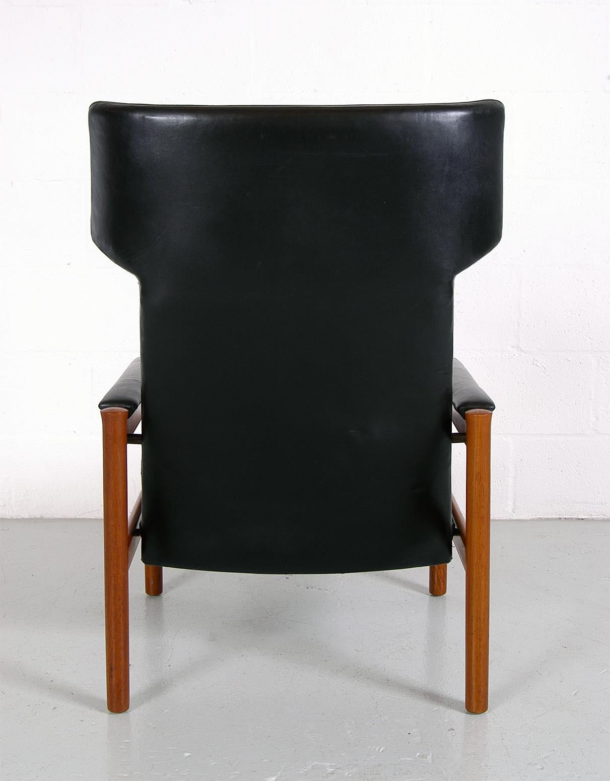 Mid-20th Century 1960s Danish Midcentury Black Leather Chair by Soren Hansen for Fritz Hansen