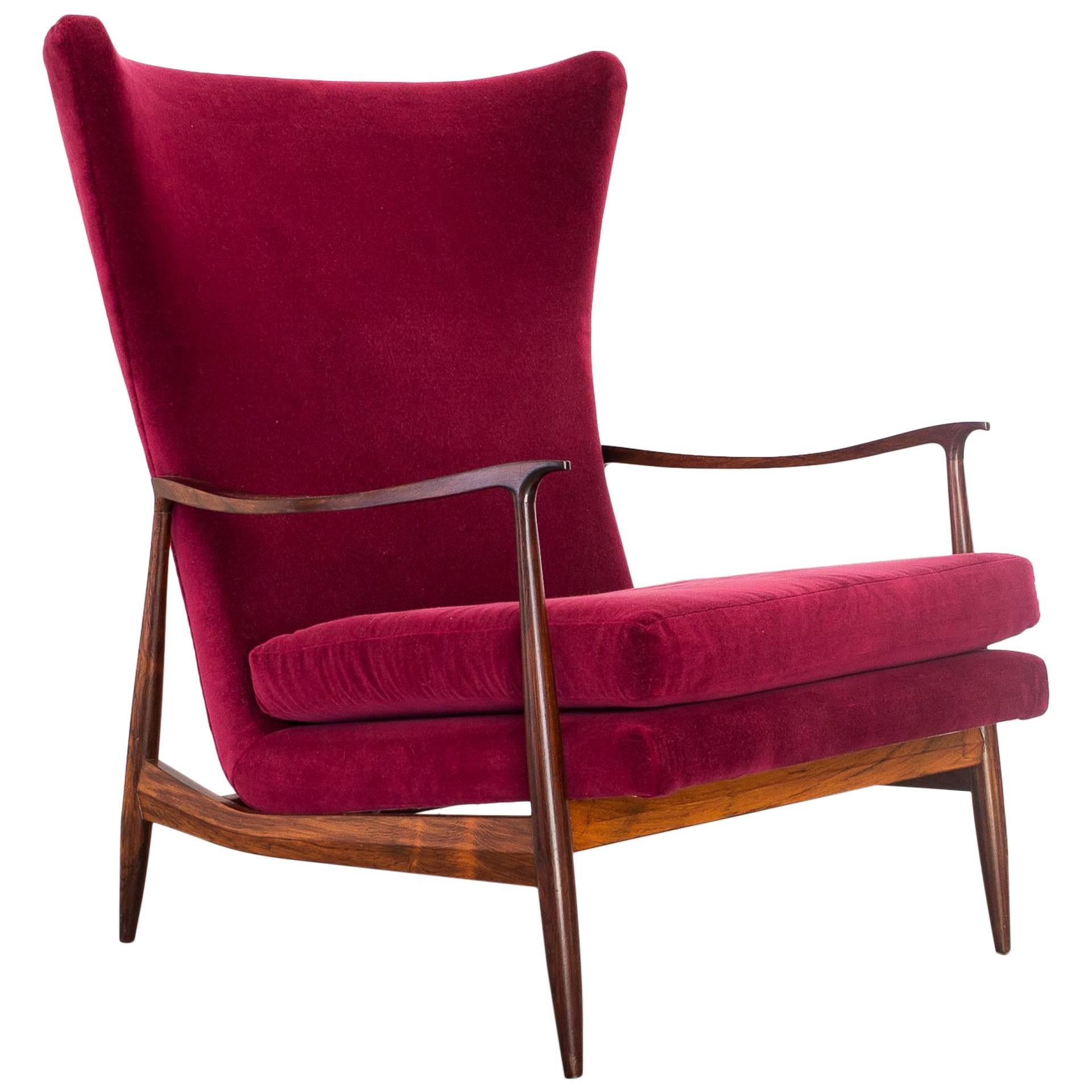1960s Wingback Lounge Chair in Rosewood and Velvet by Móveis Cimo, Brazil Modern