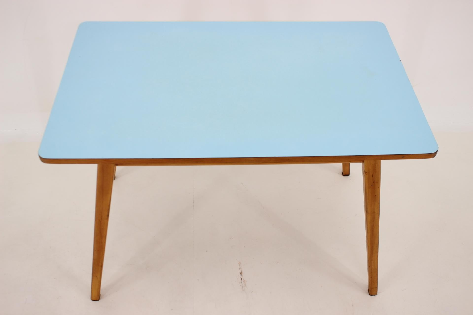 1960s, Wood and Umakart Dining Table by Nový Domov, Czechoslovakia In Good Condition In Praha, CZ