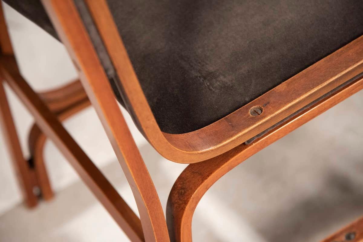 1960s Wood And Velvet Chairs Set Of 4 For Sale 3