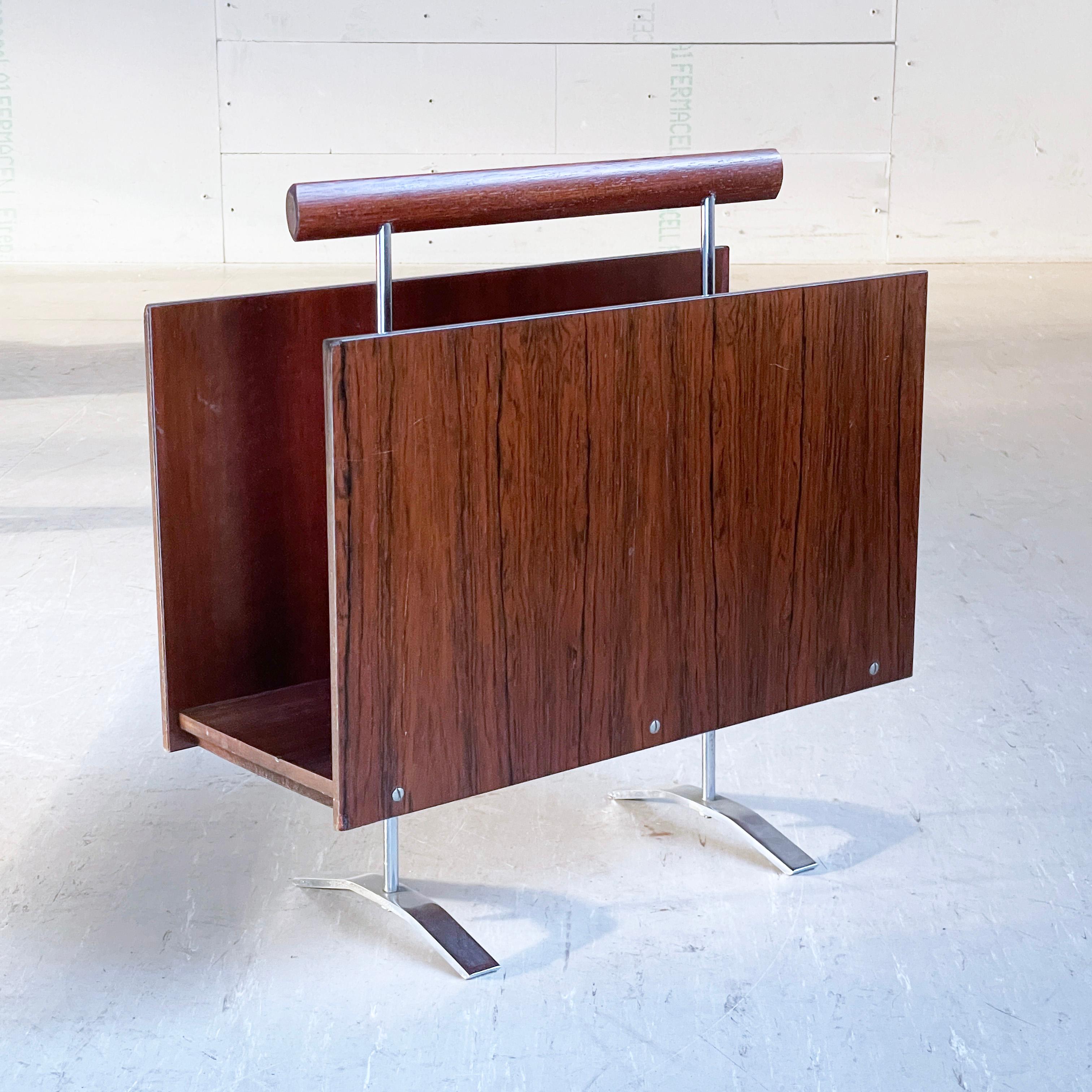 1960’s Wood & Chrome Magazine / Newspaper Holder - Opal Kleinmöbel, W. Germany In Good Condition For Sale In Bern, CH