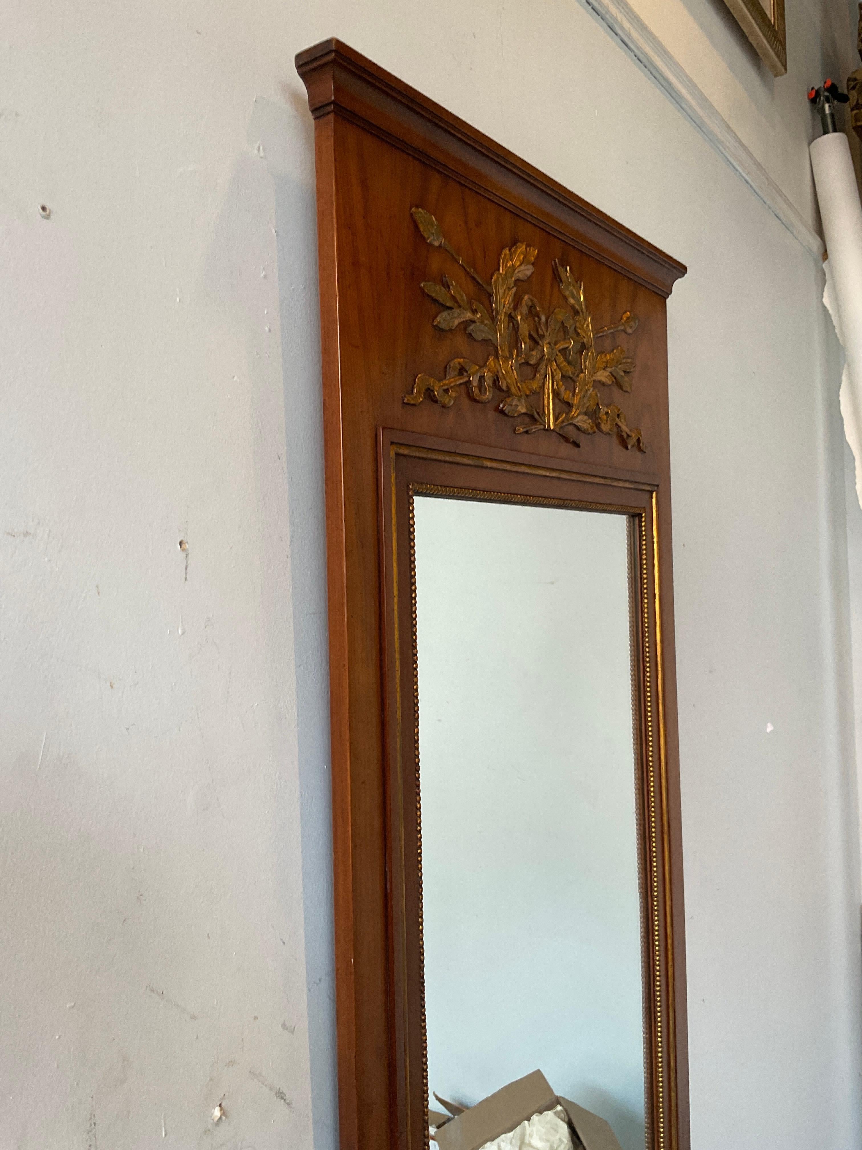 1960s, Wood Trumeau Mirror with Gilt Accents In Good Condition For Sale In Tarrytown, NY