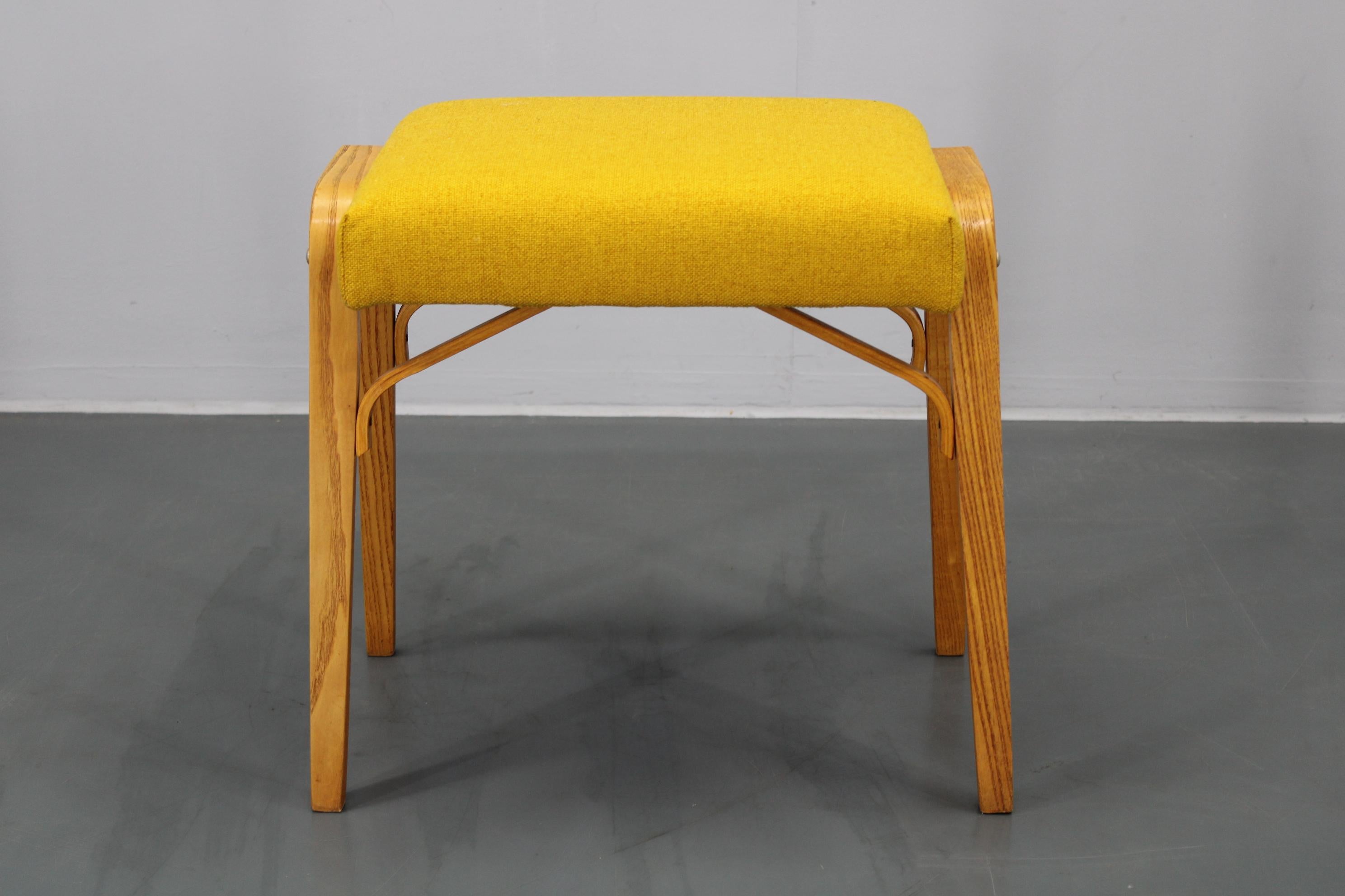 - carefully refurbished
- newly upholstered 
- Beech plywood with maple veneer