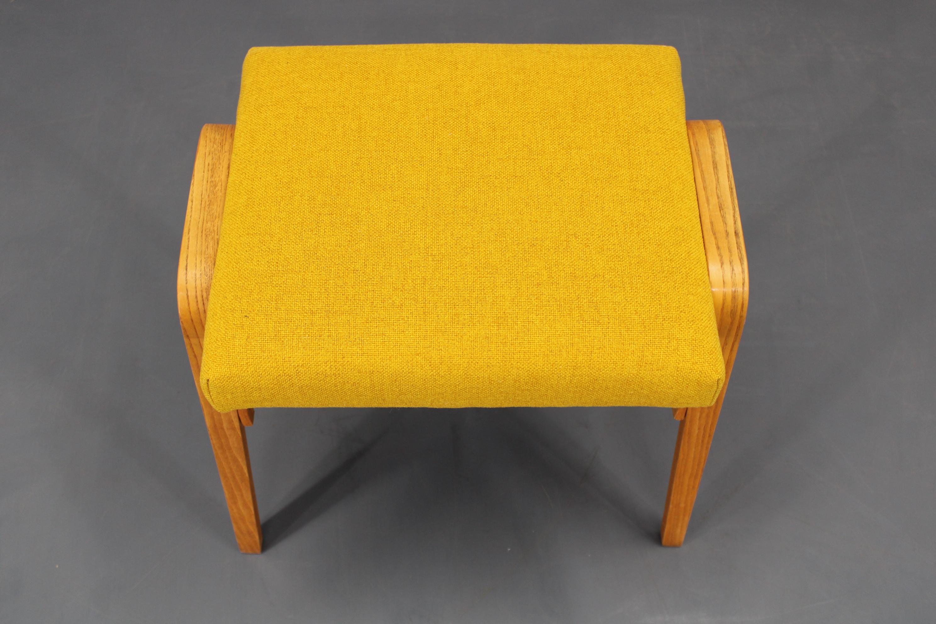 1960s Wooden Restored Stool , Czechoslovakia For Sale 2