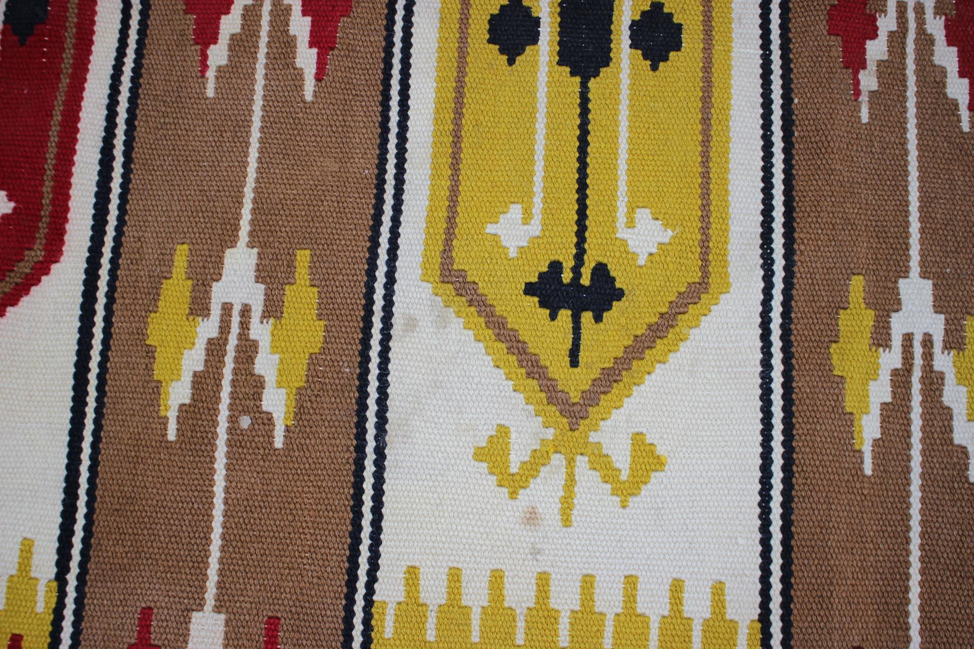 1960s Wool Kilim Carpet, Czechoslovakia For Sale 2